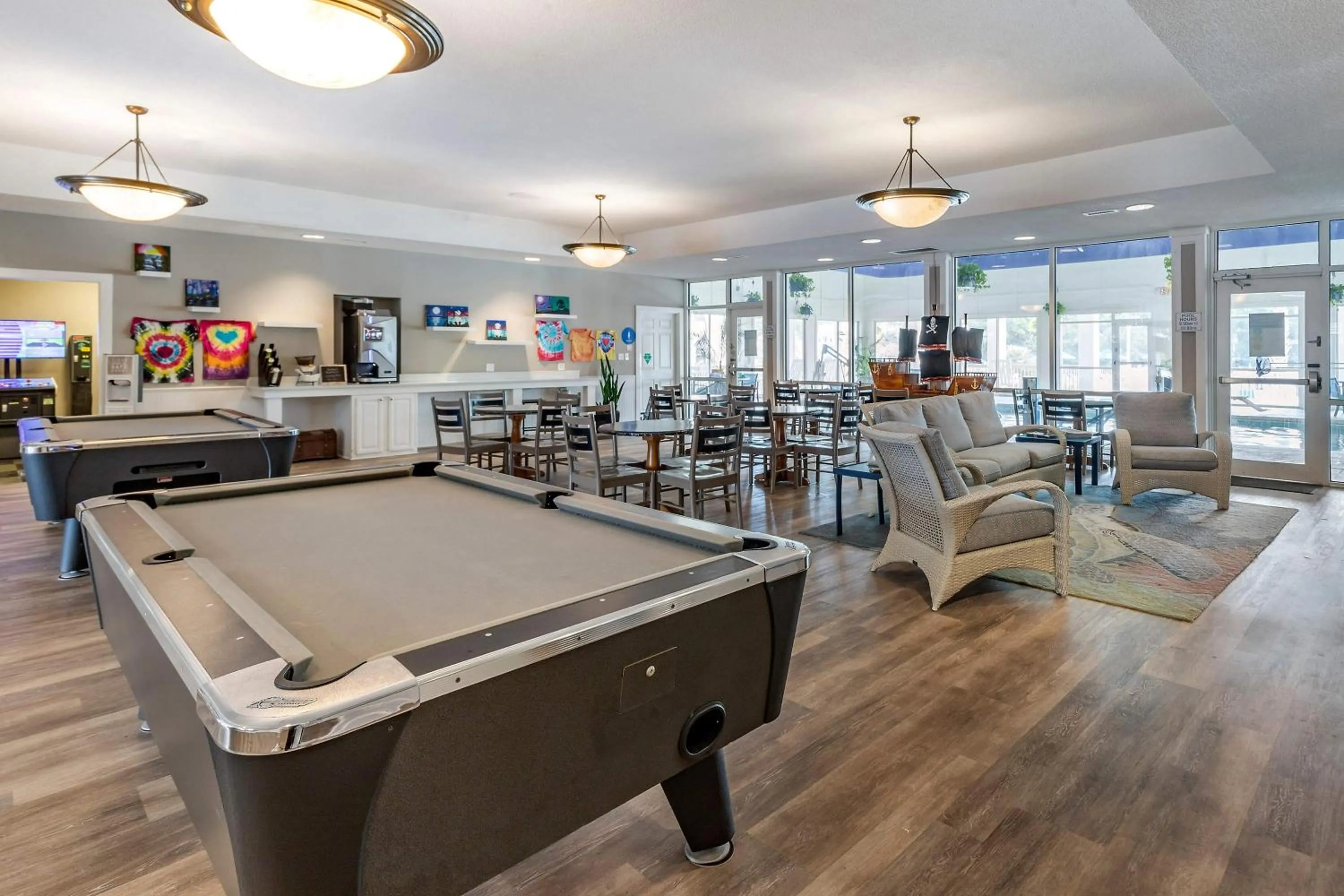 Billiard in Bluegreen Vacations Harbour Lights, an Ascend Collection Resort