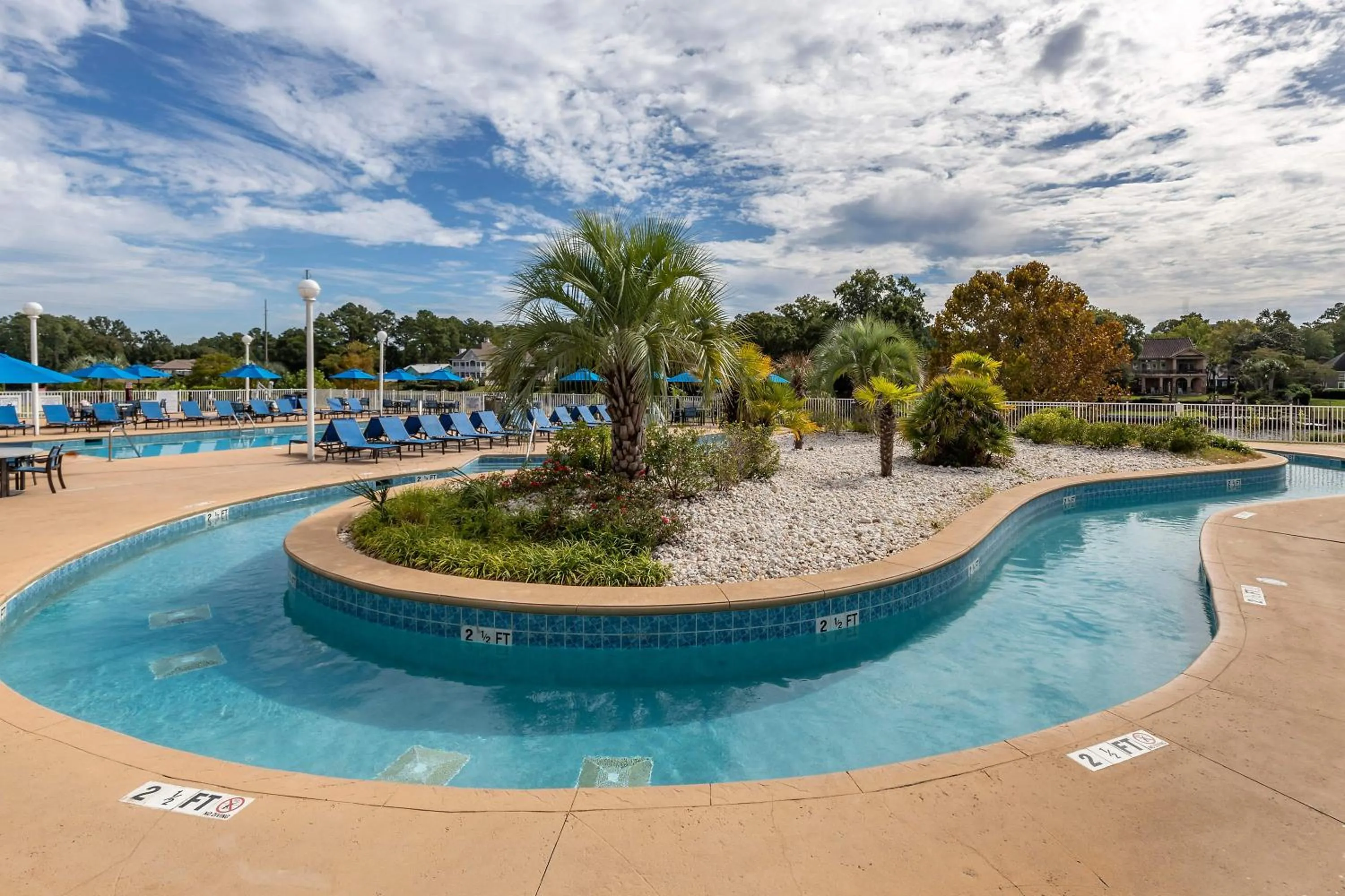 Swimming pool in Bluegreen Vacations Harbour Lights, an Ascend Collection Resort