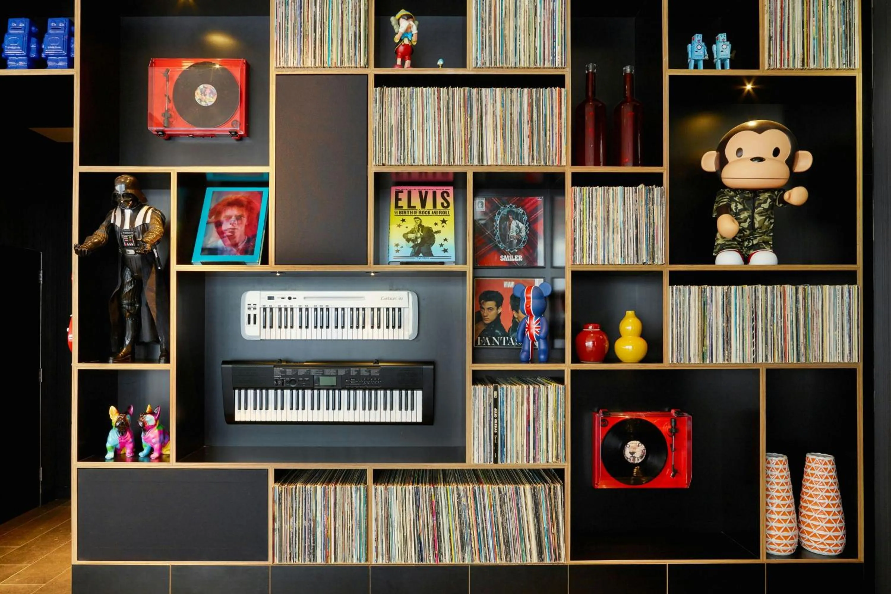 Lobby or reception in citizenM London Shoreditch