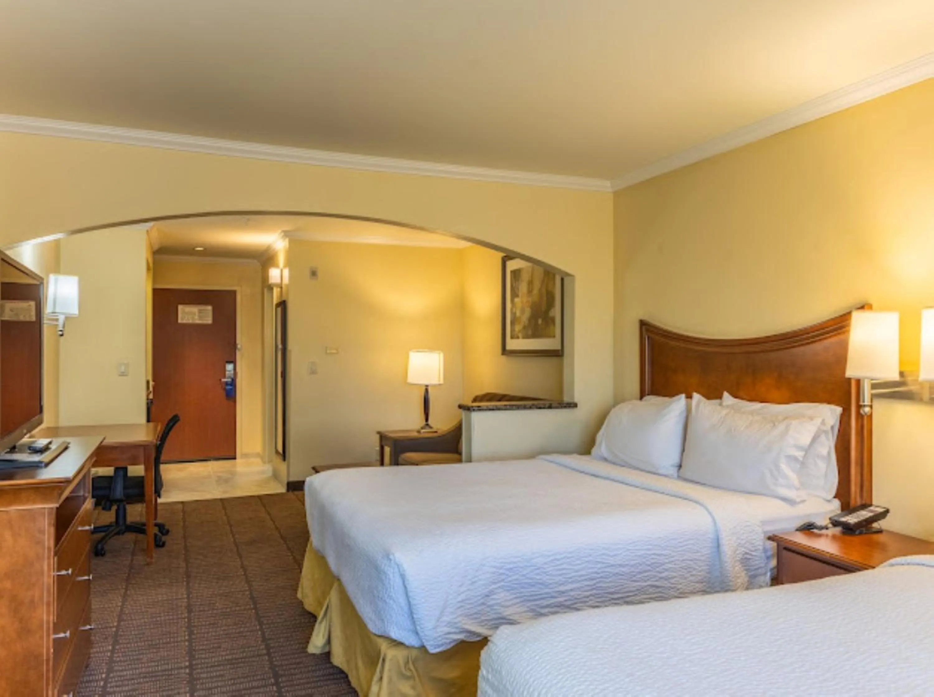 Photo of the whole room, Bed in Holiday Inn Express Hotel & Suites Tucson Mall by IHG