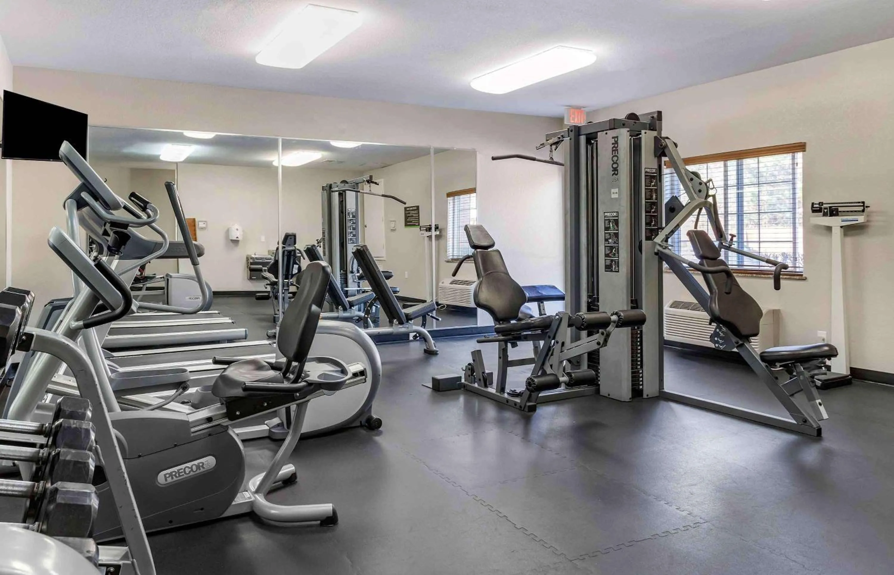 Fitness centre/facilities in Extended Stay America Suites - Houston - Kingwood