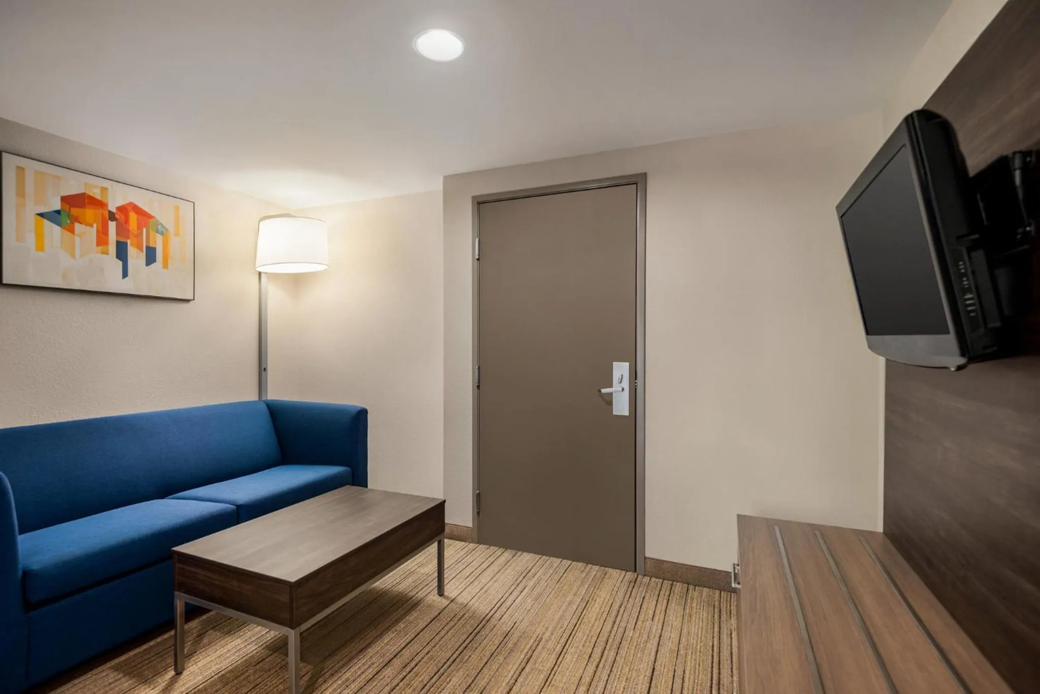 Photo of the whole room in Holiday Inn Express Hotel & Suites Fredericksburg by IHG