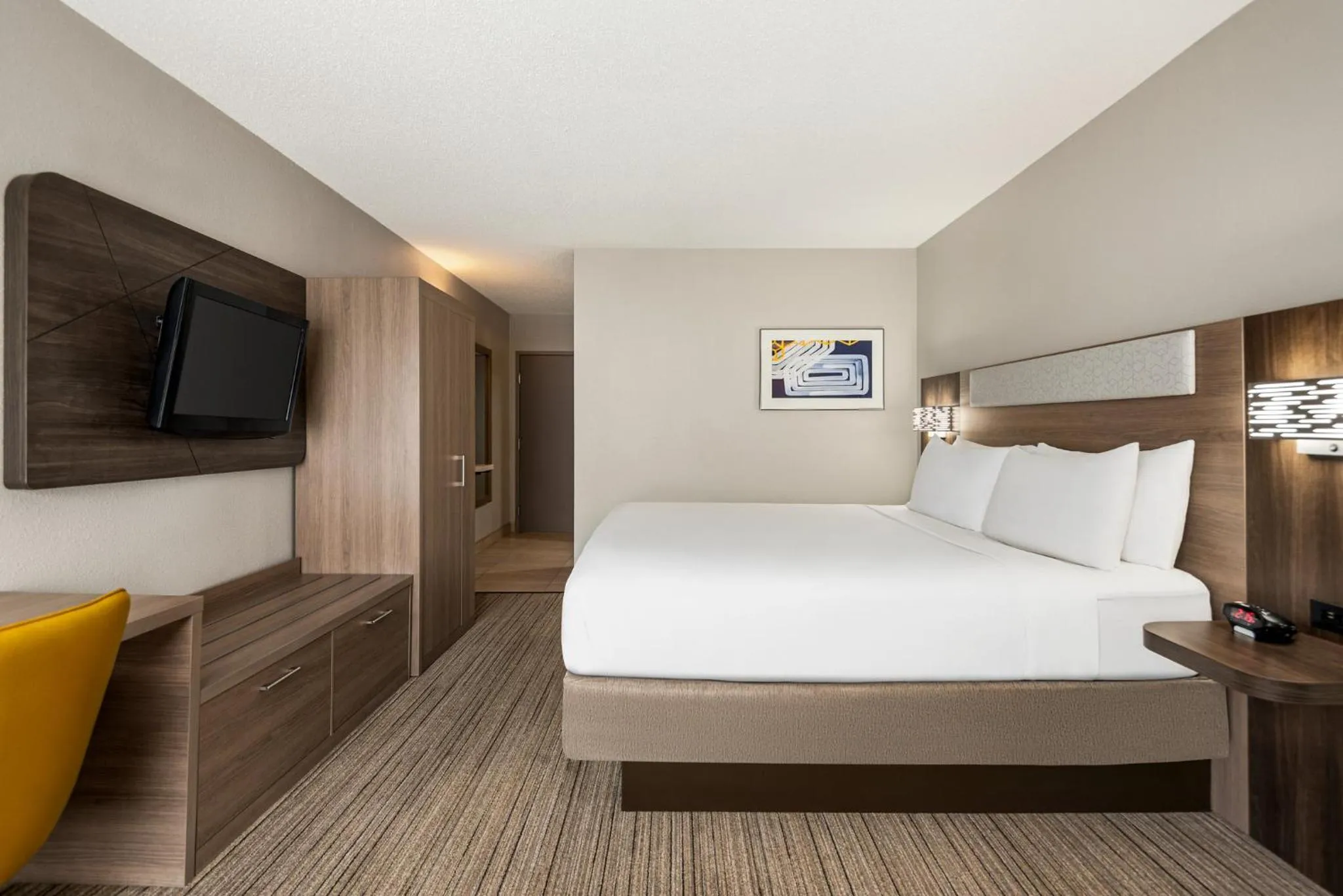 Photo of the whole room, Bed in Holiday Inn Express Hotel & Suites Fredericksburg by IHG