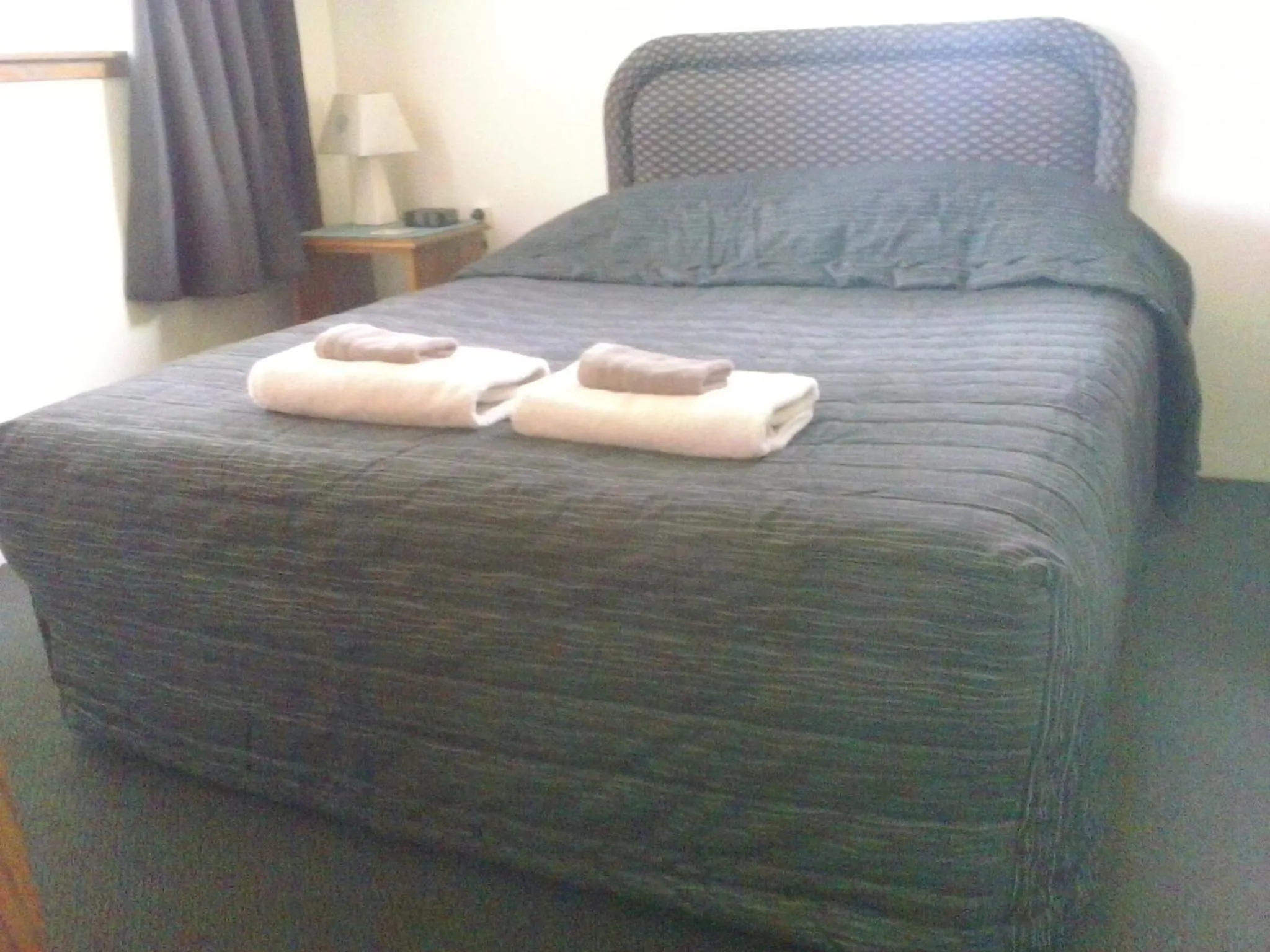 Bed in Rangiora Lodge Motel