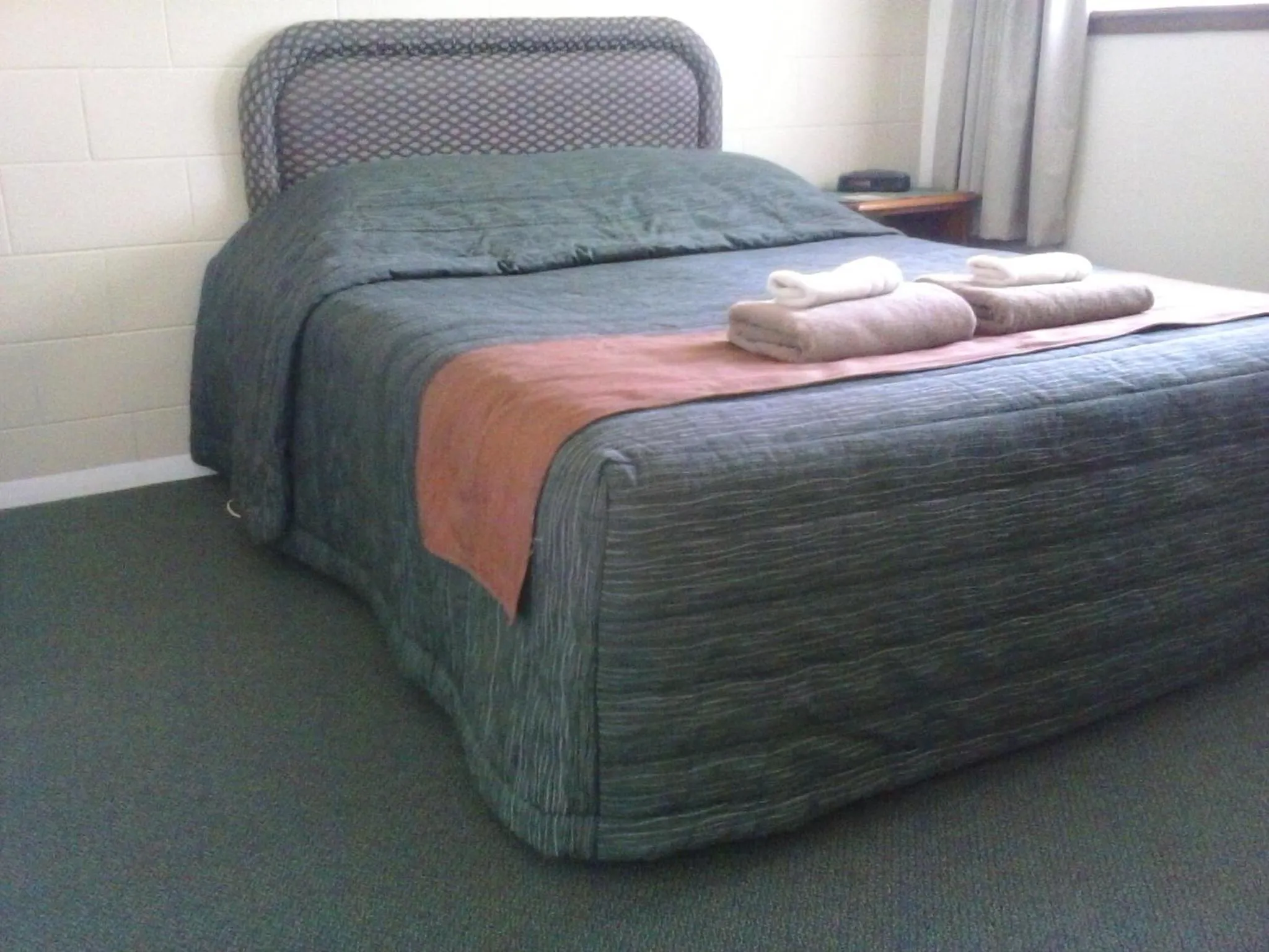 Bed in Rangiora Lodge Motel