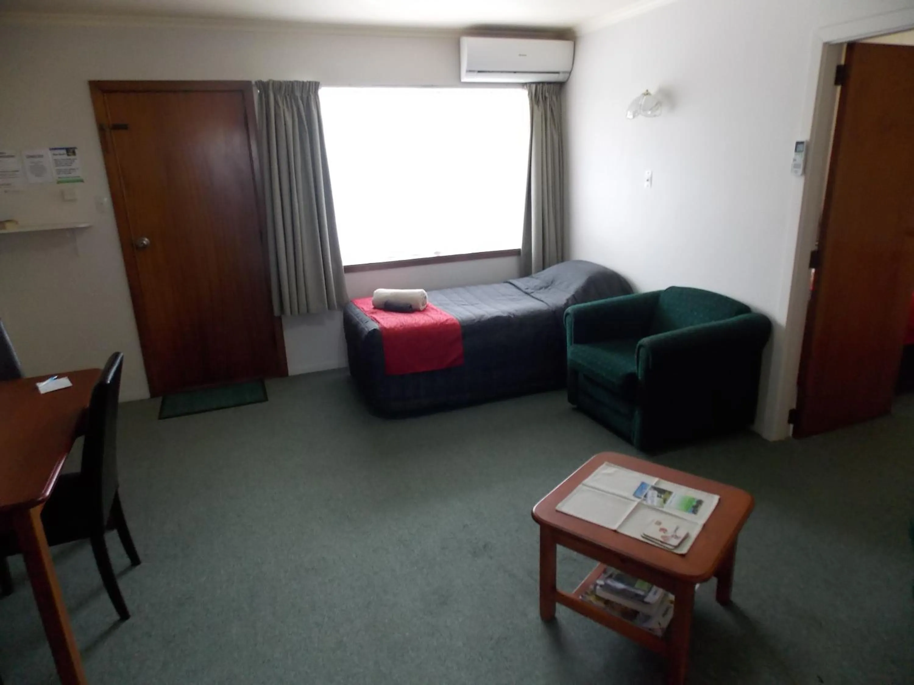 Living room in Rangiora Lodge Motel