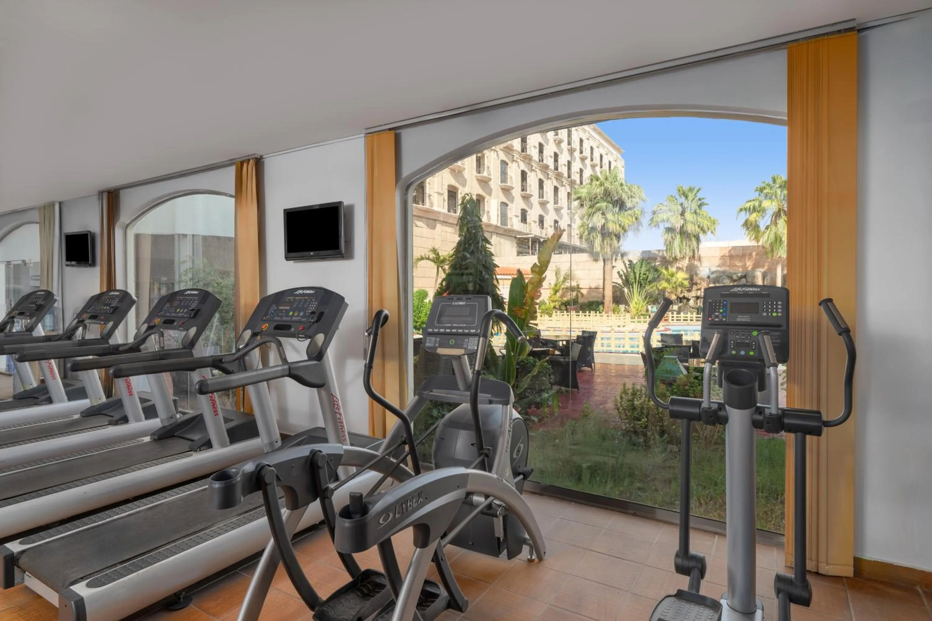 Spa and wellness centre/facilities in Mövenpick Hotel Jeddah