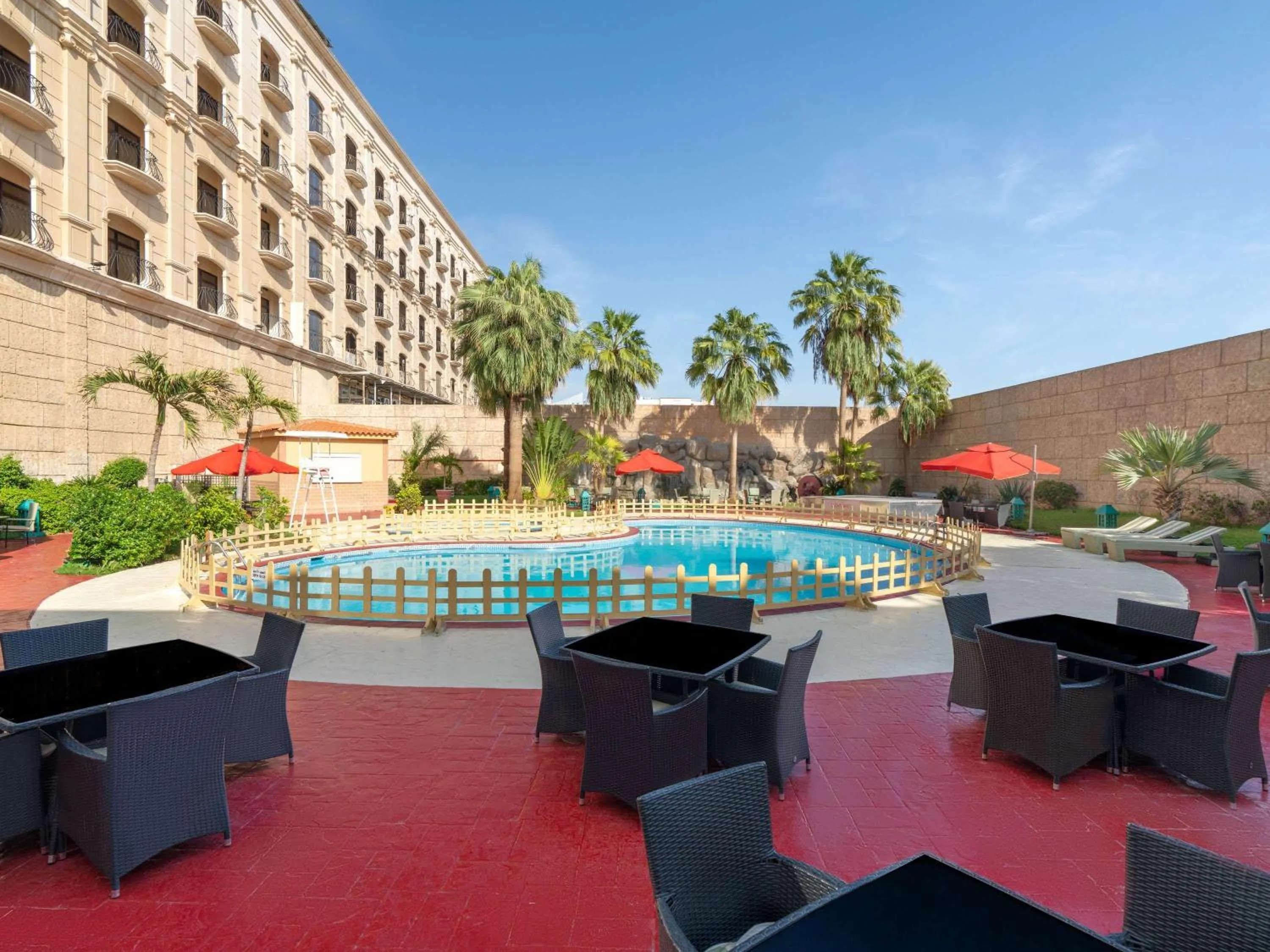 Pool view in Mövenpick Hotel Jeddah