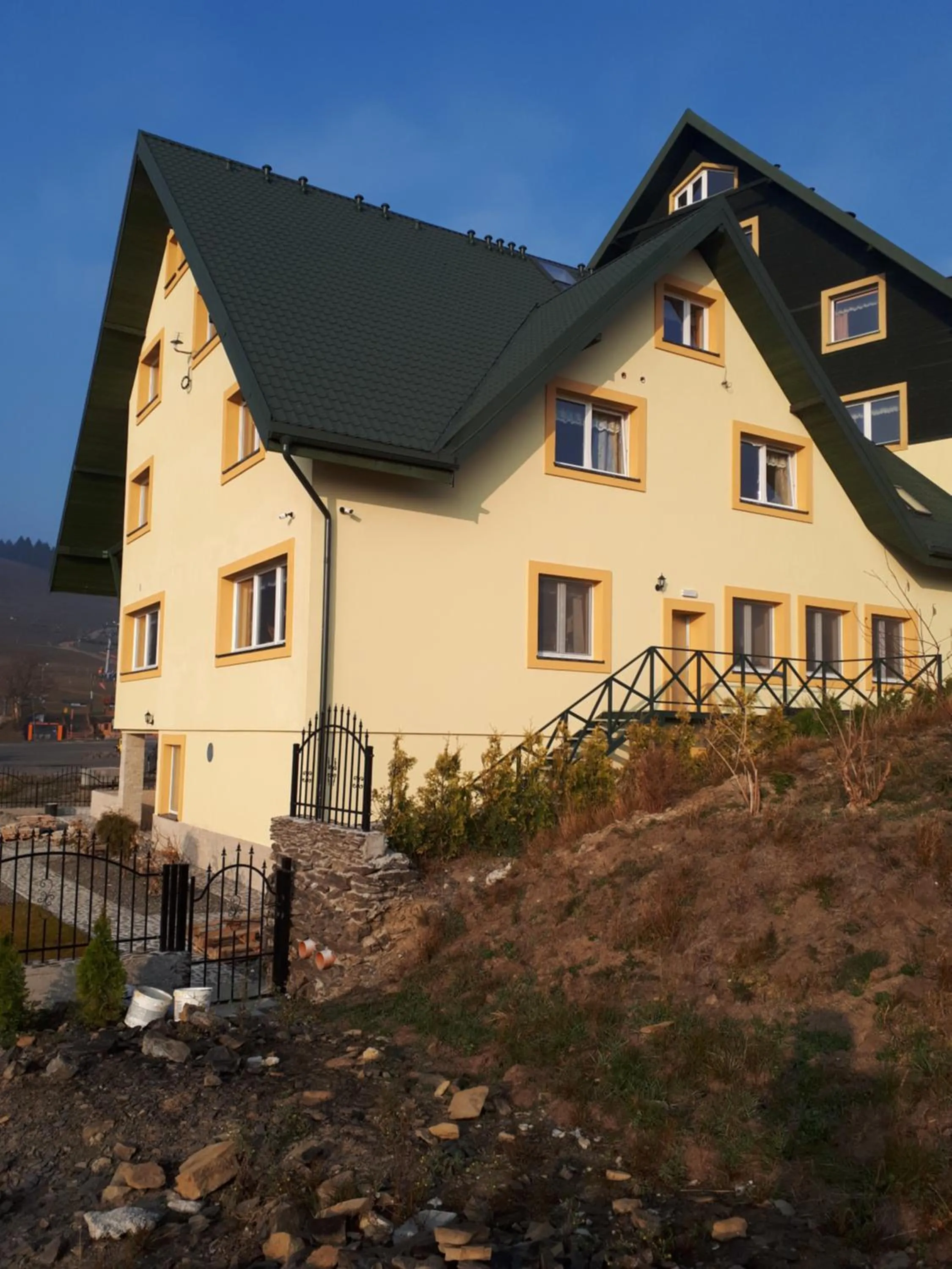 Property building in Agal Zieleniec