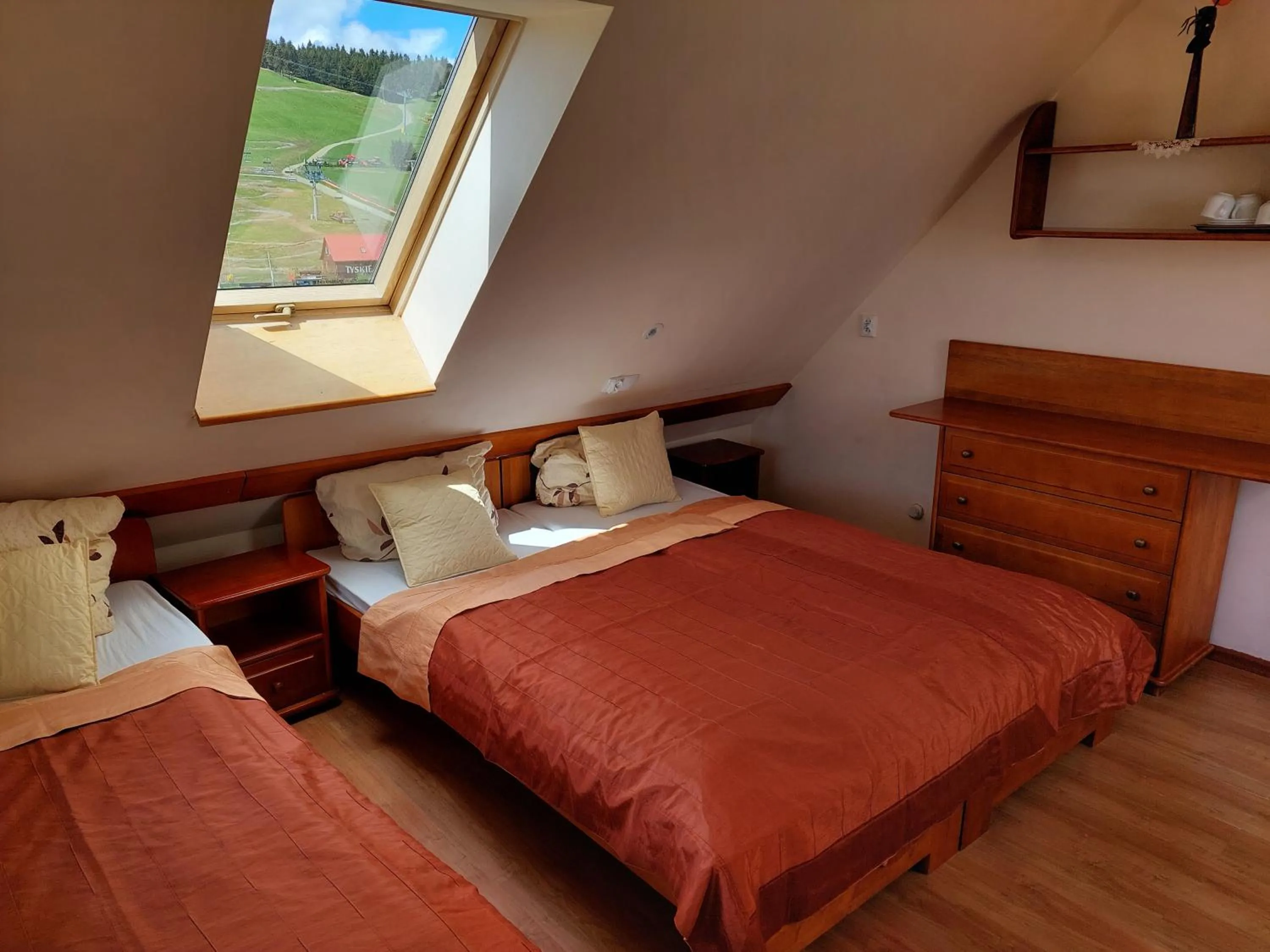 Photo of the whole room, Bed in Agal Zieleniec