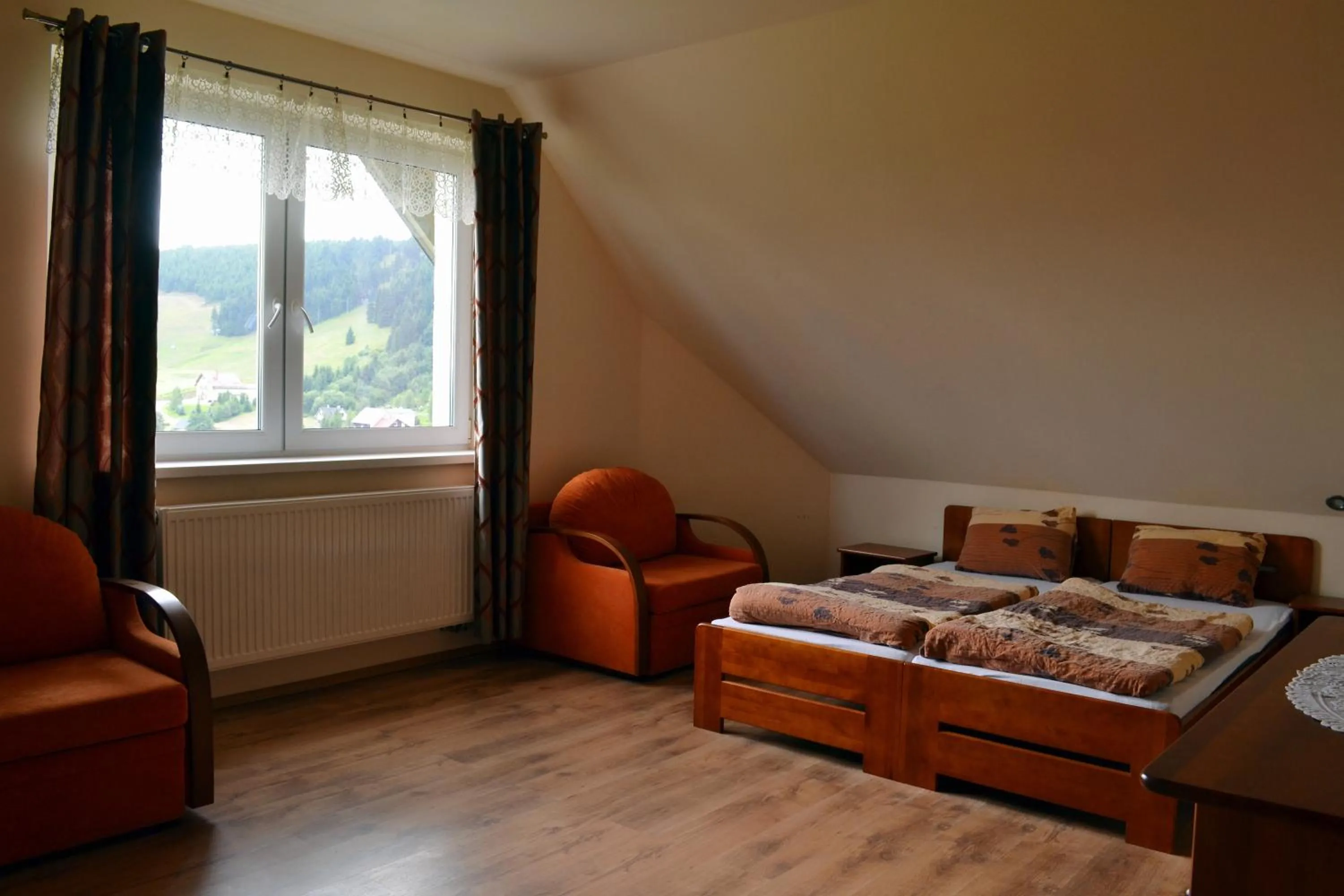 Photo of the whole room, Bed in Agal Zieleniec