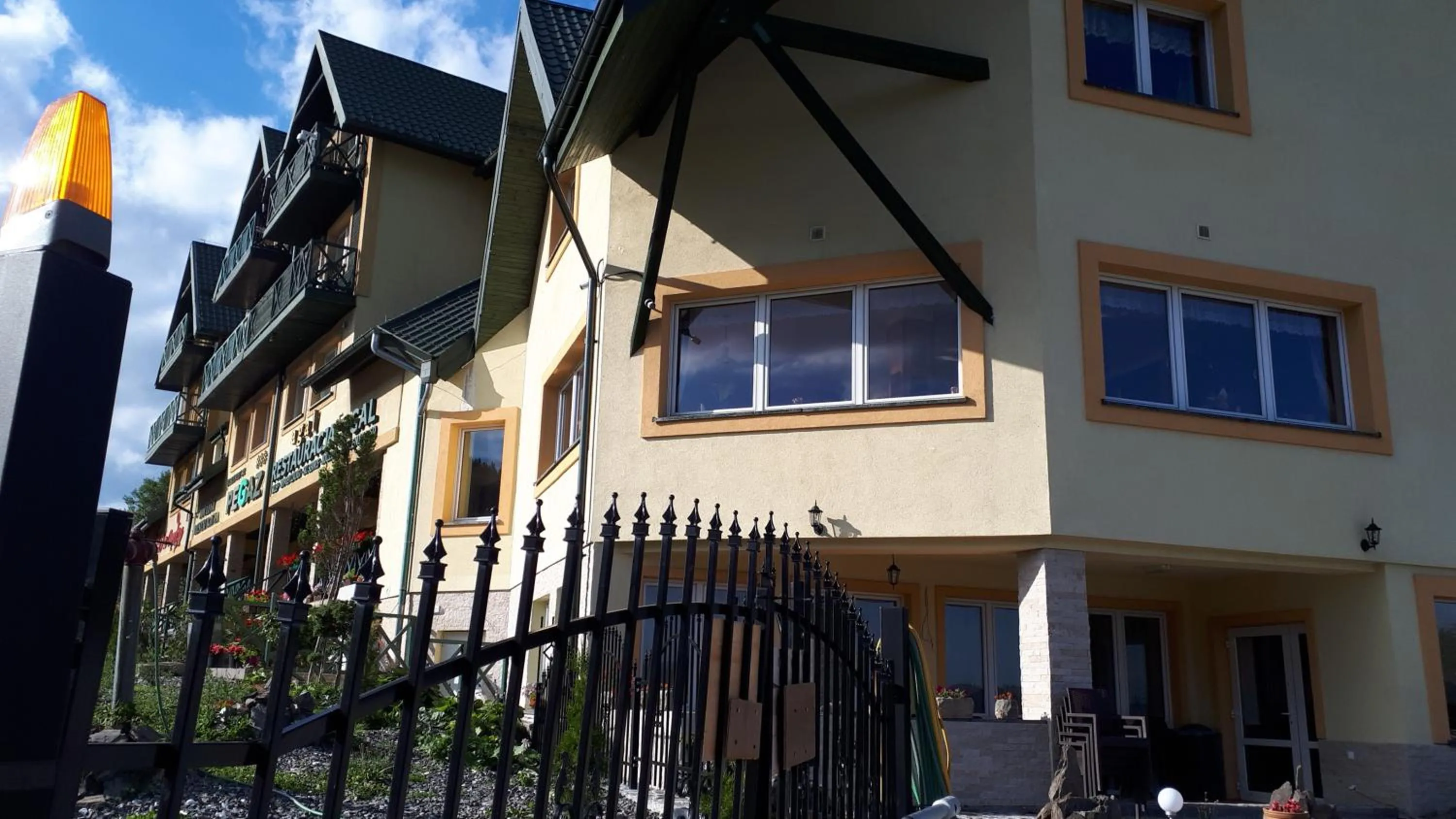 Property building in Agal Zieleniec