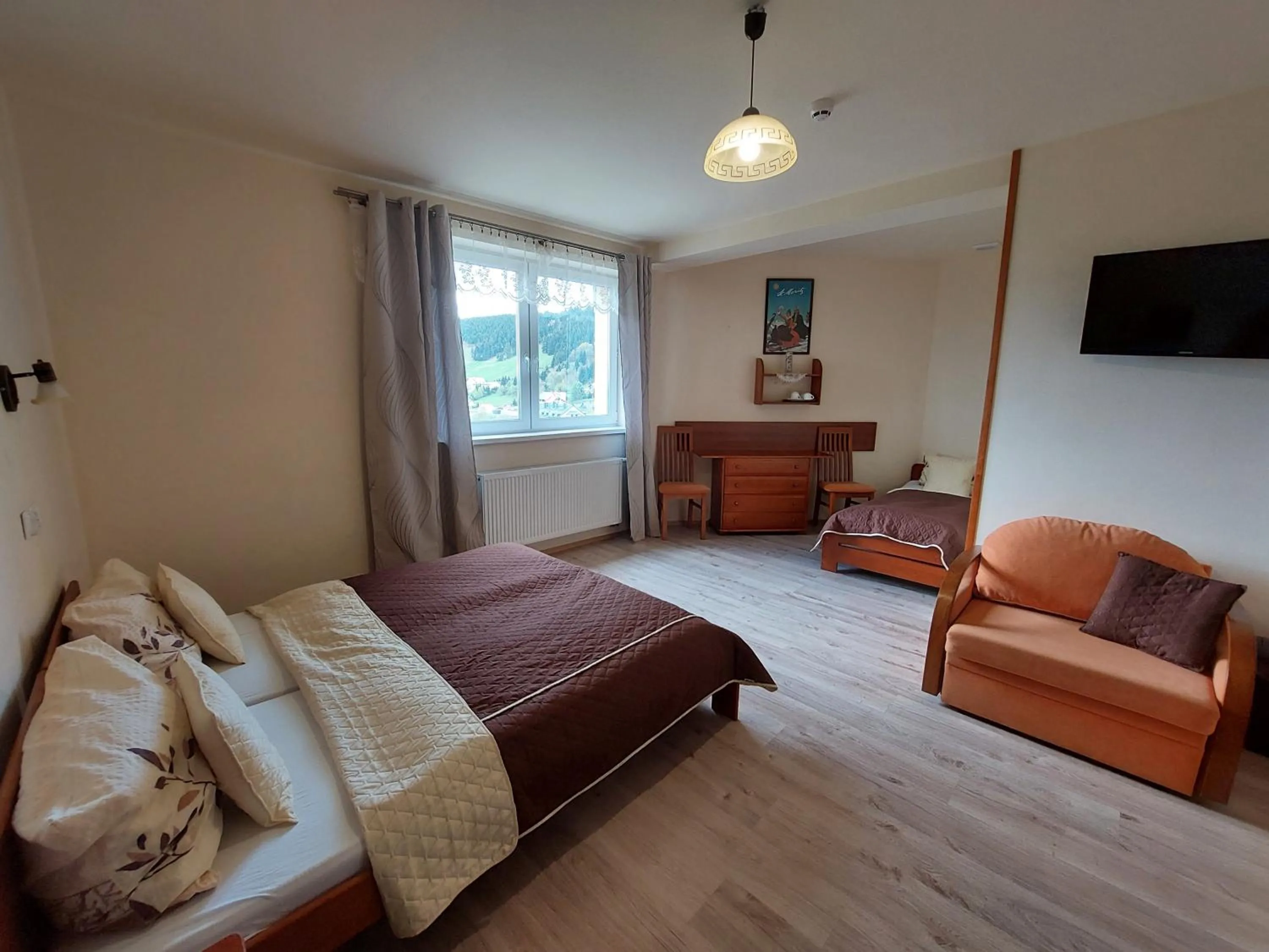 Photo of the whole room, Bed in Agal Zieleniec