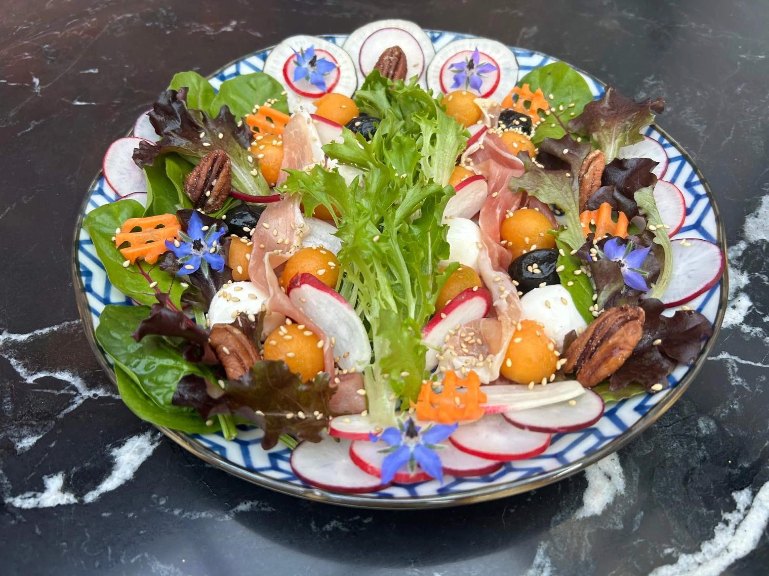 Food and drinks in Les Suites Champenoises