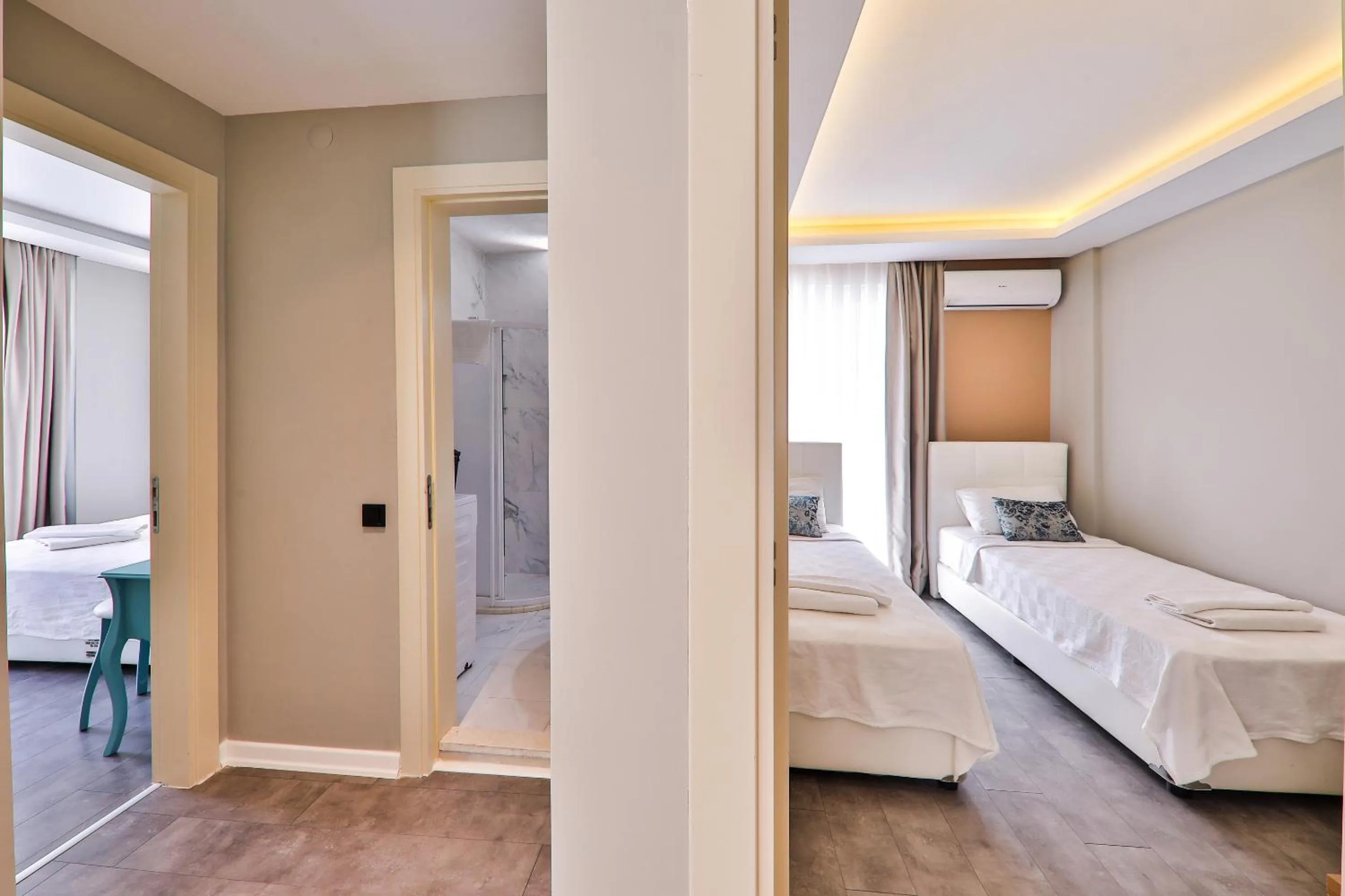 Bathroom, Bed in Duygu Apart