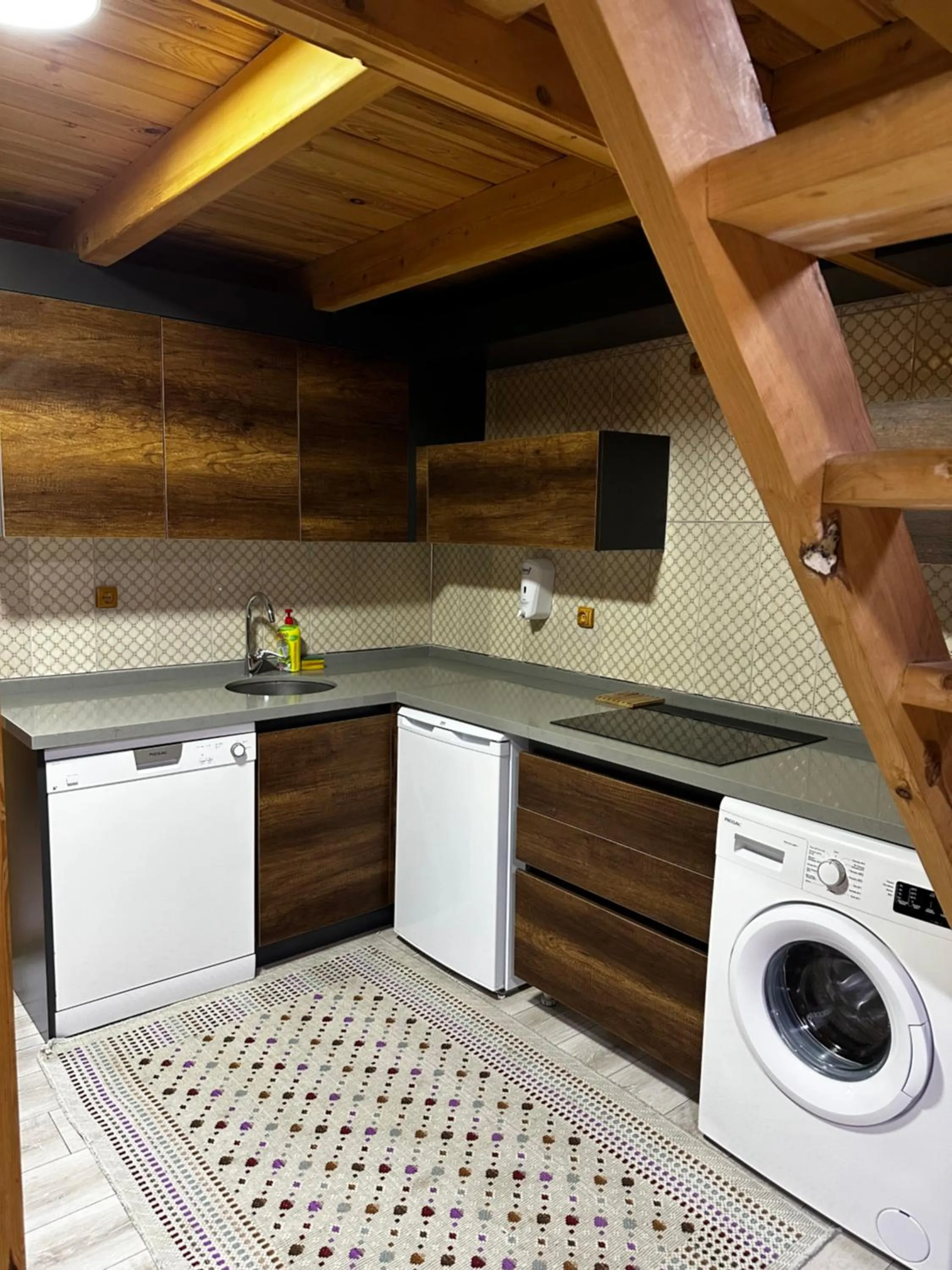 Kitchen or kitchenette in Ayder Villa Gencal
