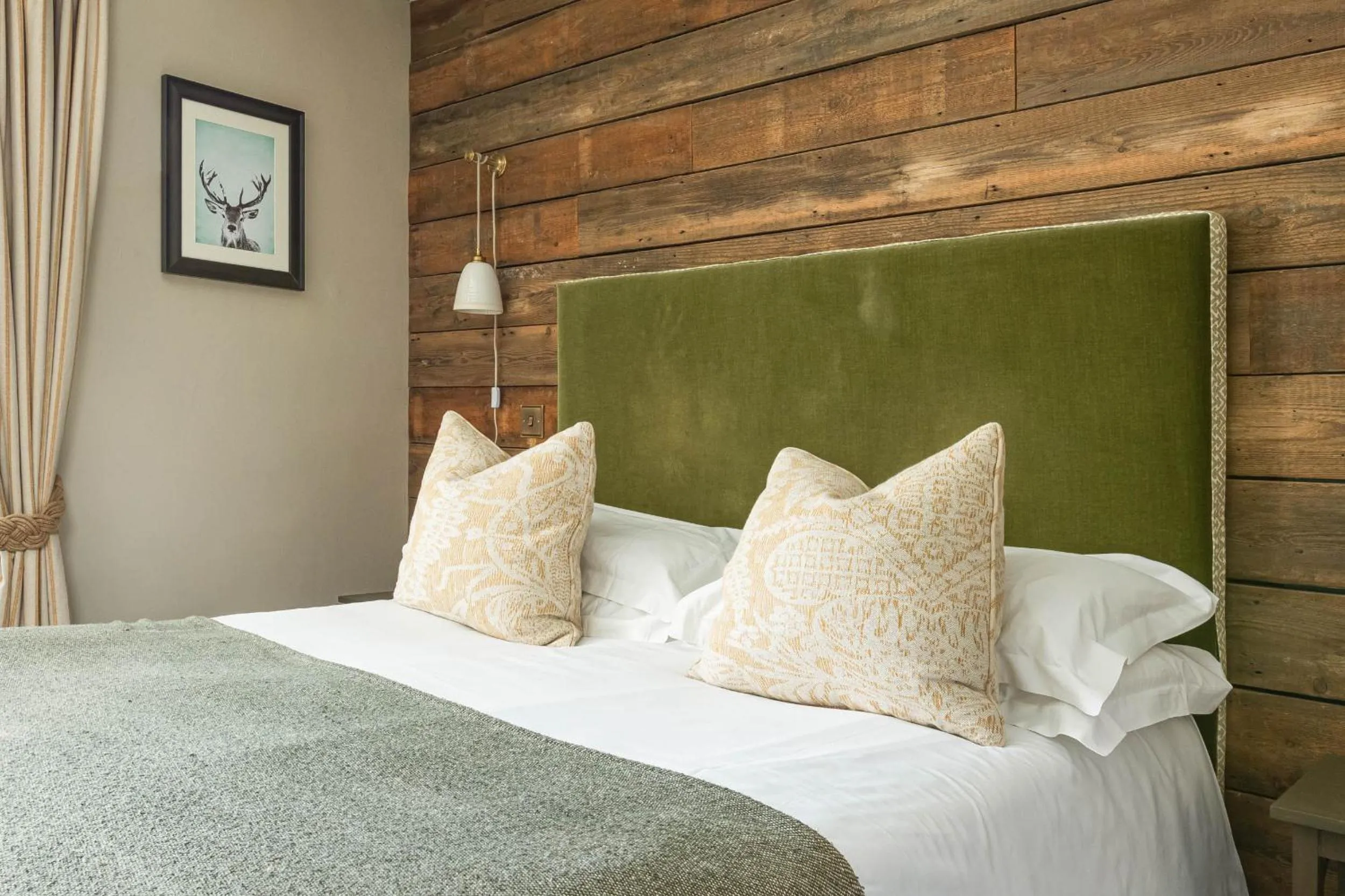 Bed in The Stag at Stow