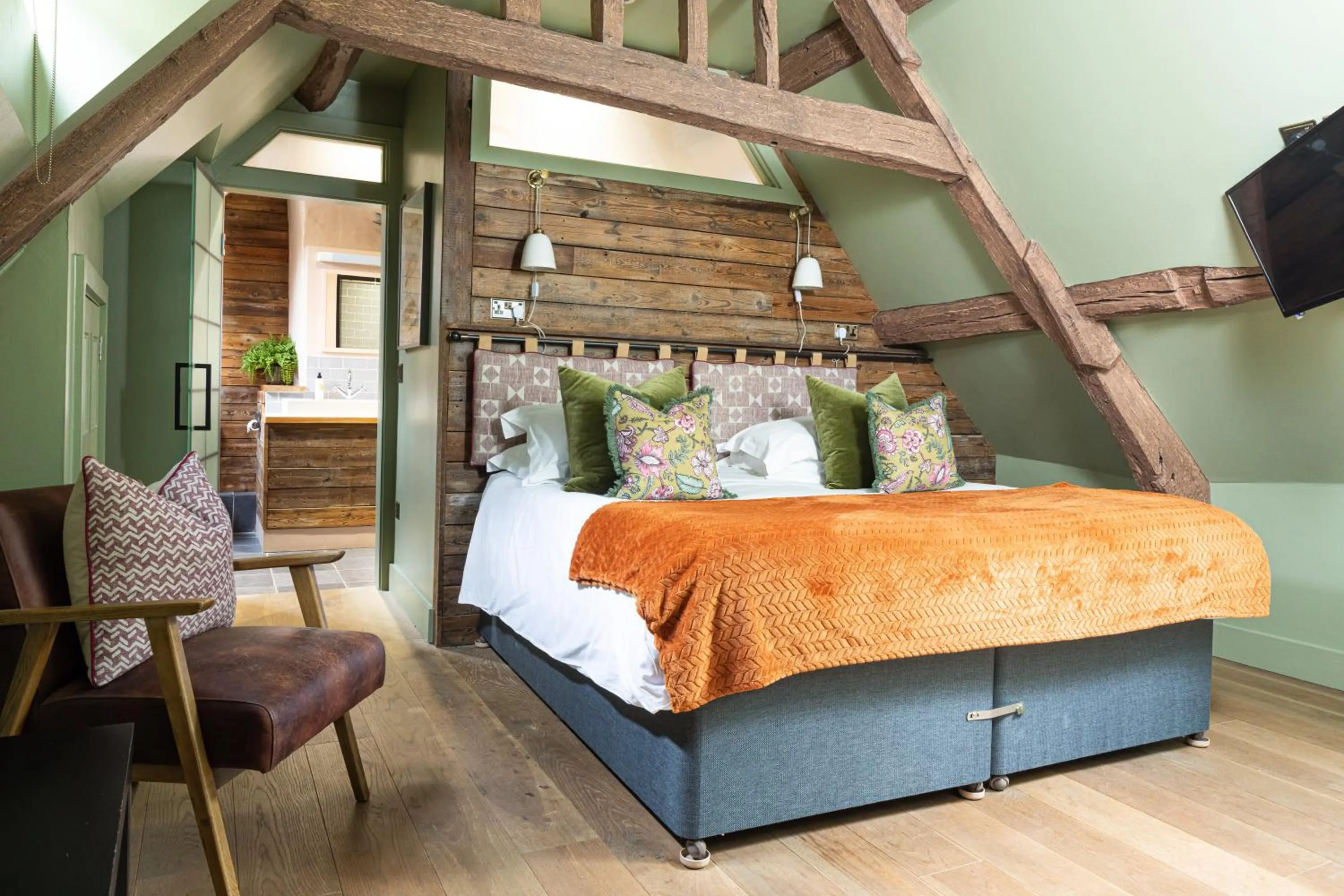 Bed in The Stag at Stow