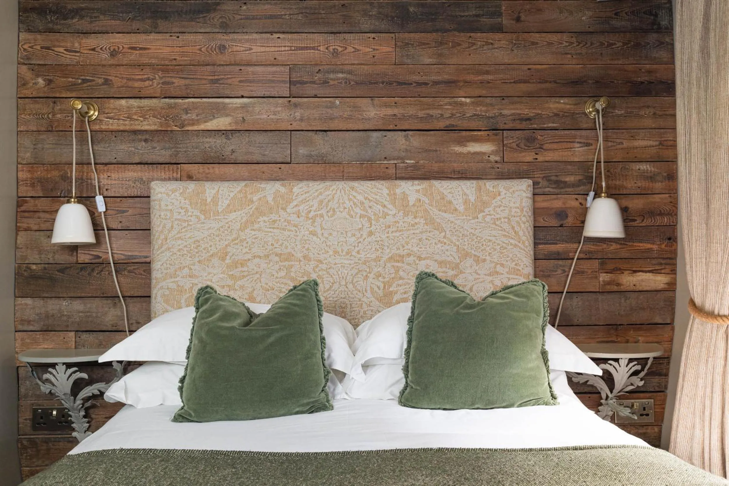 Bed in The Stag at Stow