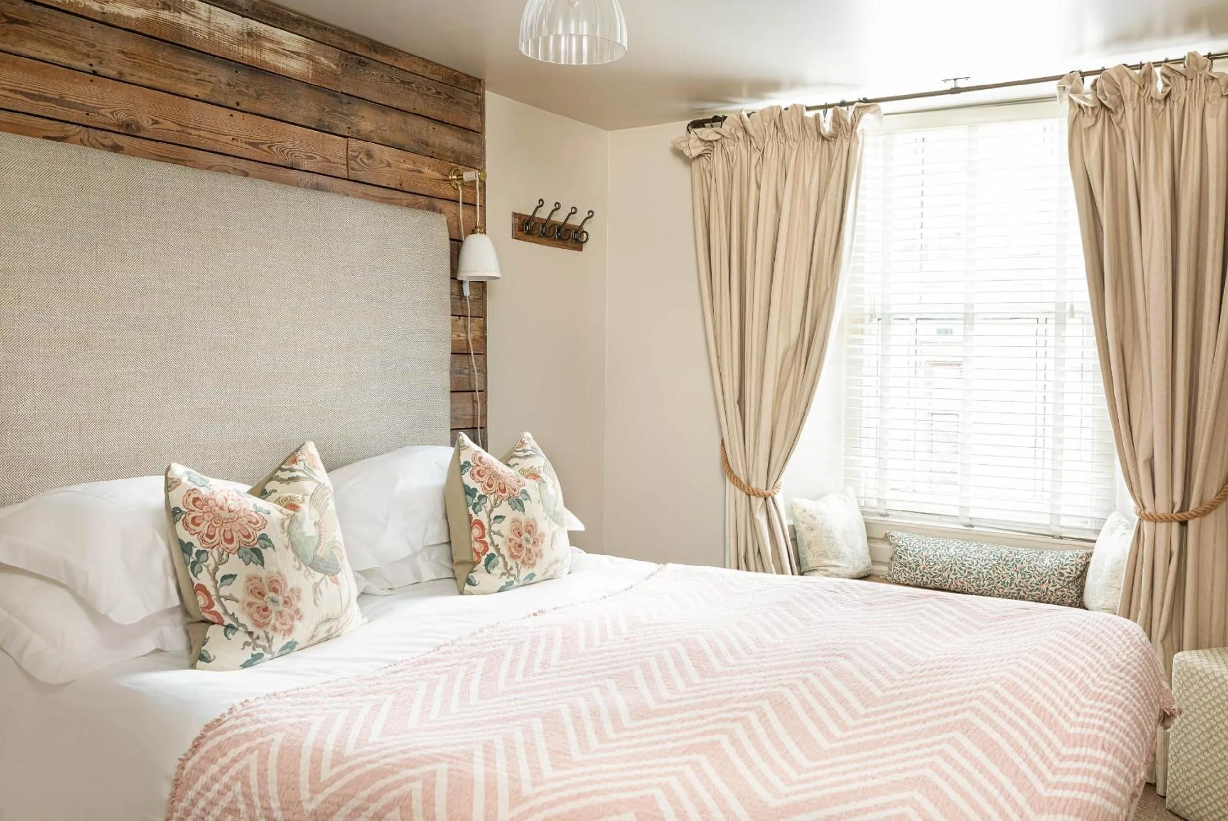 Bed in The Stag at Stow