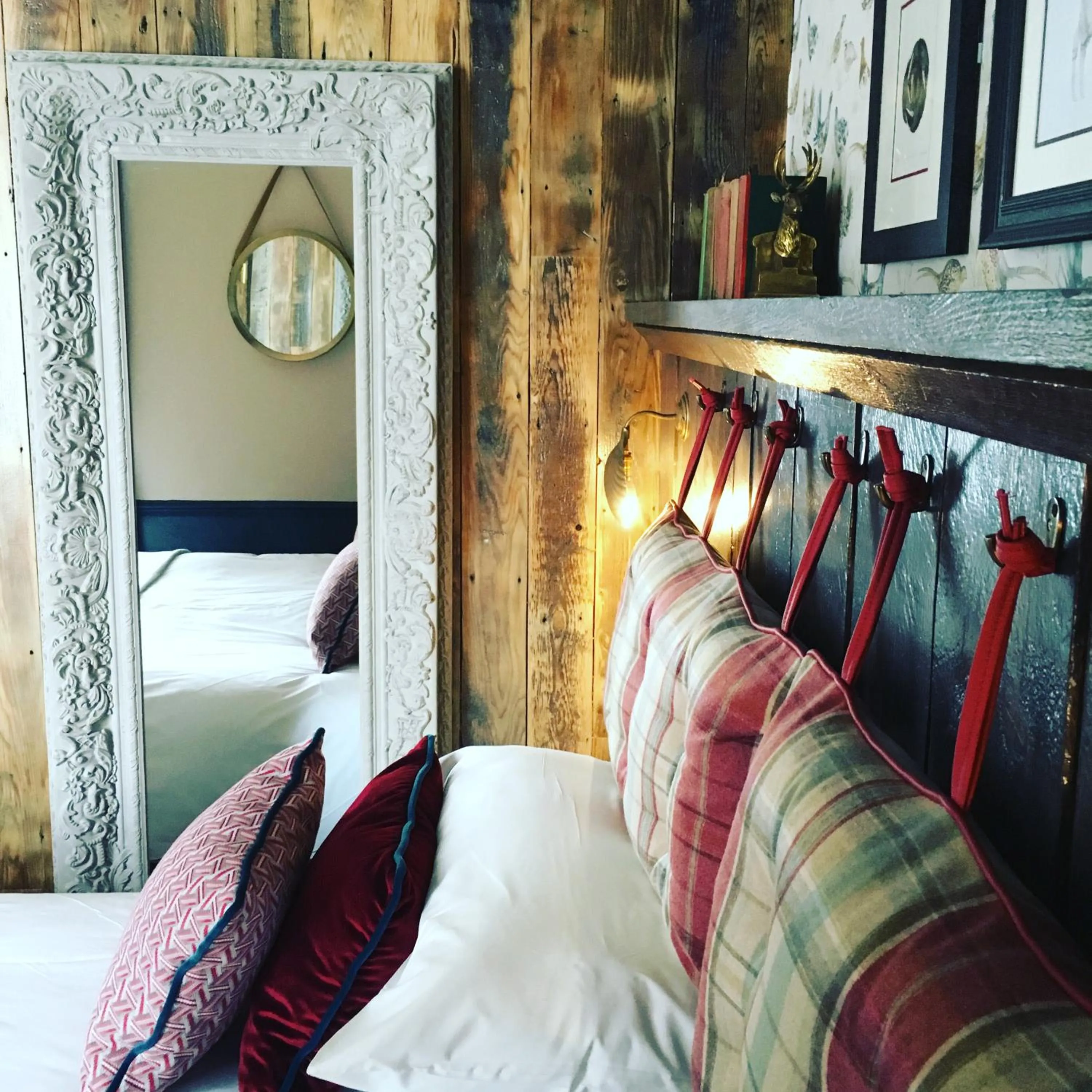 Decorative detail, Bed in The Stag at Stow