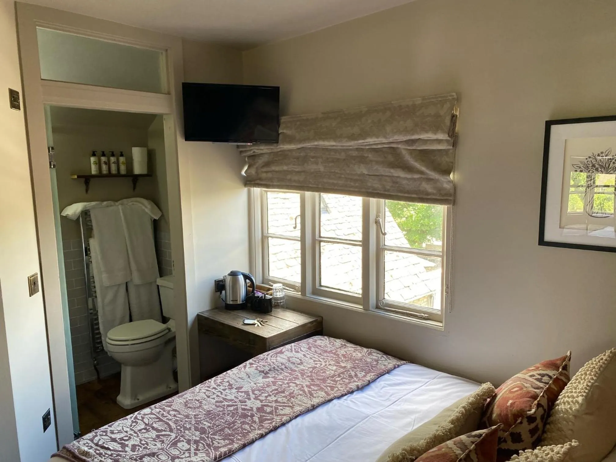 Bed in The Stag at Stow