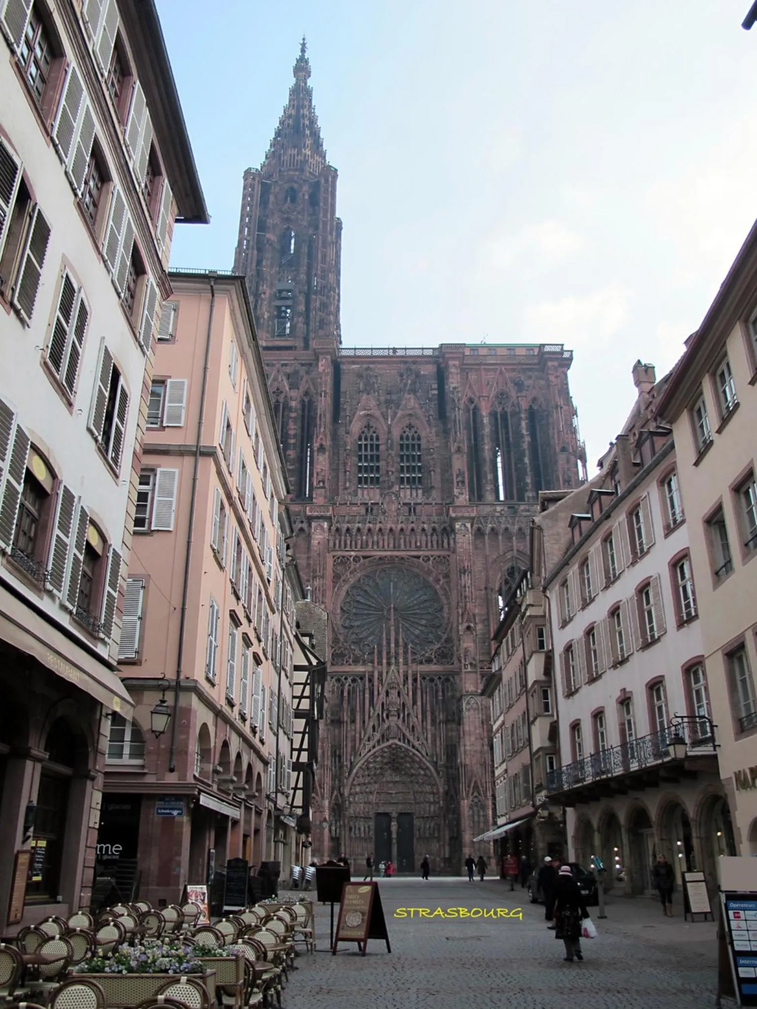 Area and facilities in La Cour des Amis