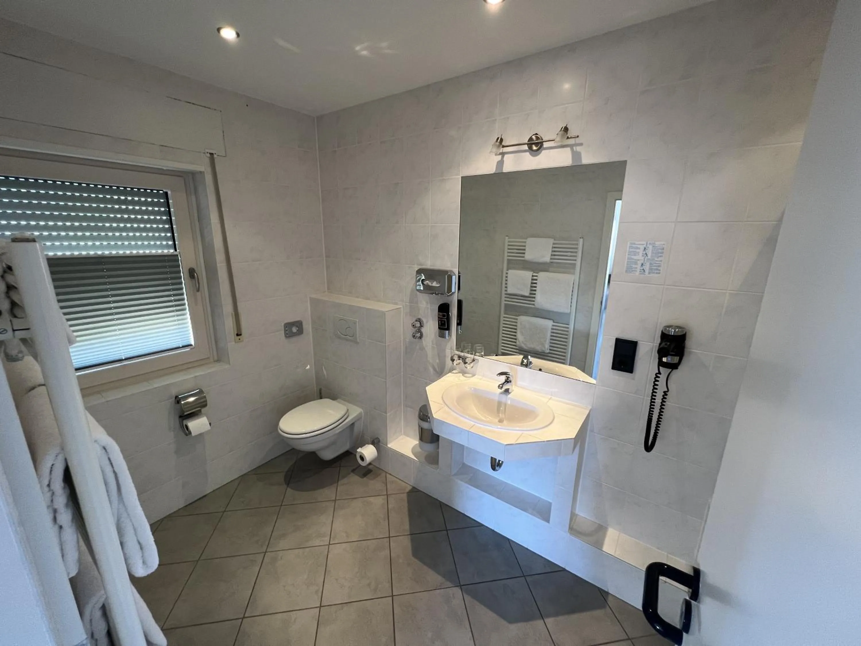 Bathroom in Hotel Am Tiergarten