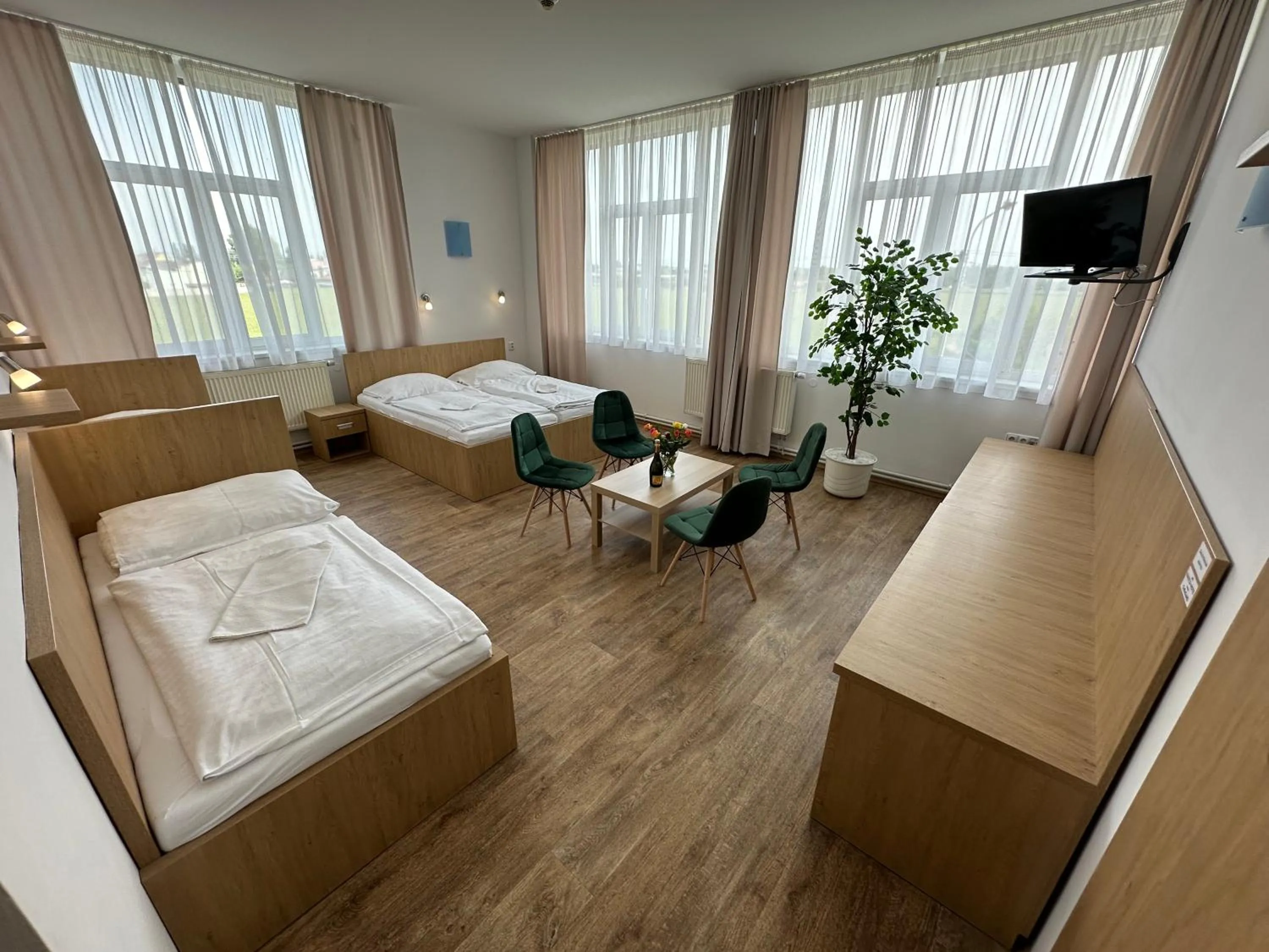 Bed in Penzion Raketa Bowling