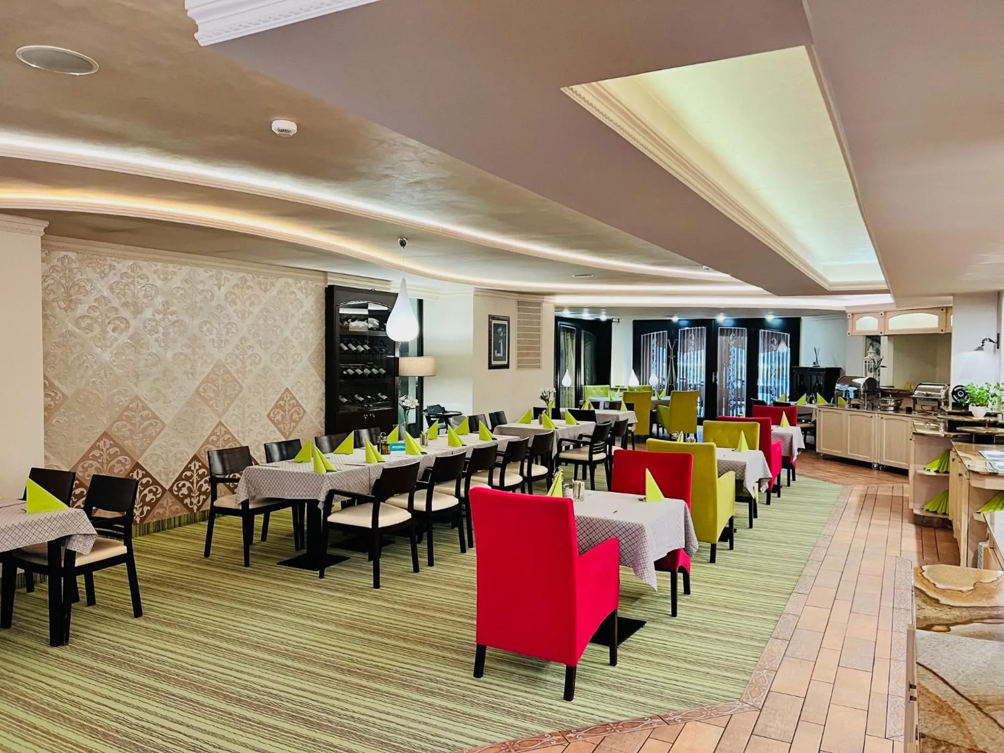 Restaurant/places to eat in Papuga Park Hotel Wellness Marrakesz & SPA