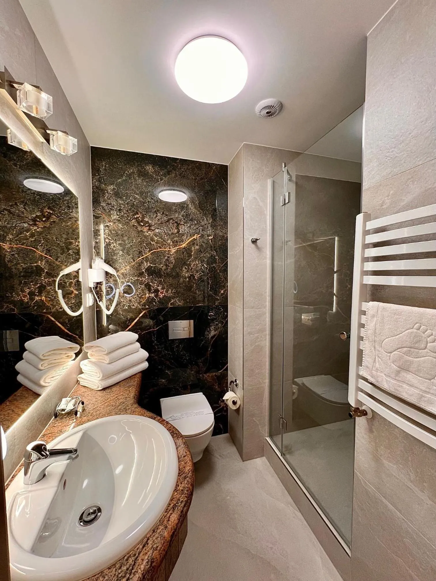 Bathroom in Papuga Park Hotel Wellness Marrakesz & SPA