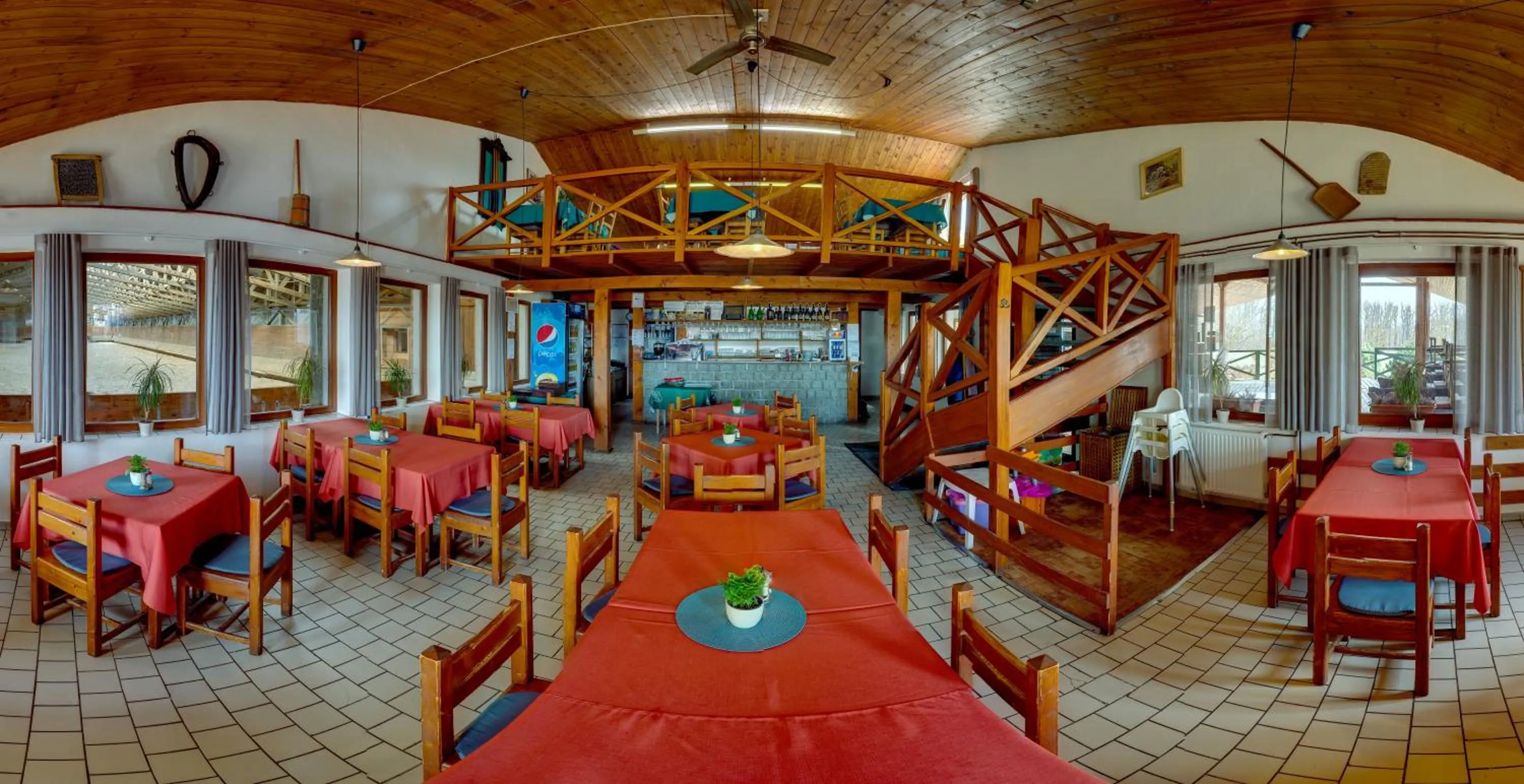 Restaurant/places to eat in Hotel Panska Licha