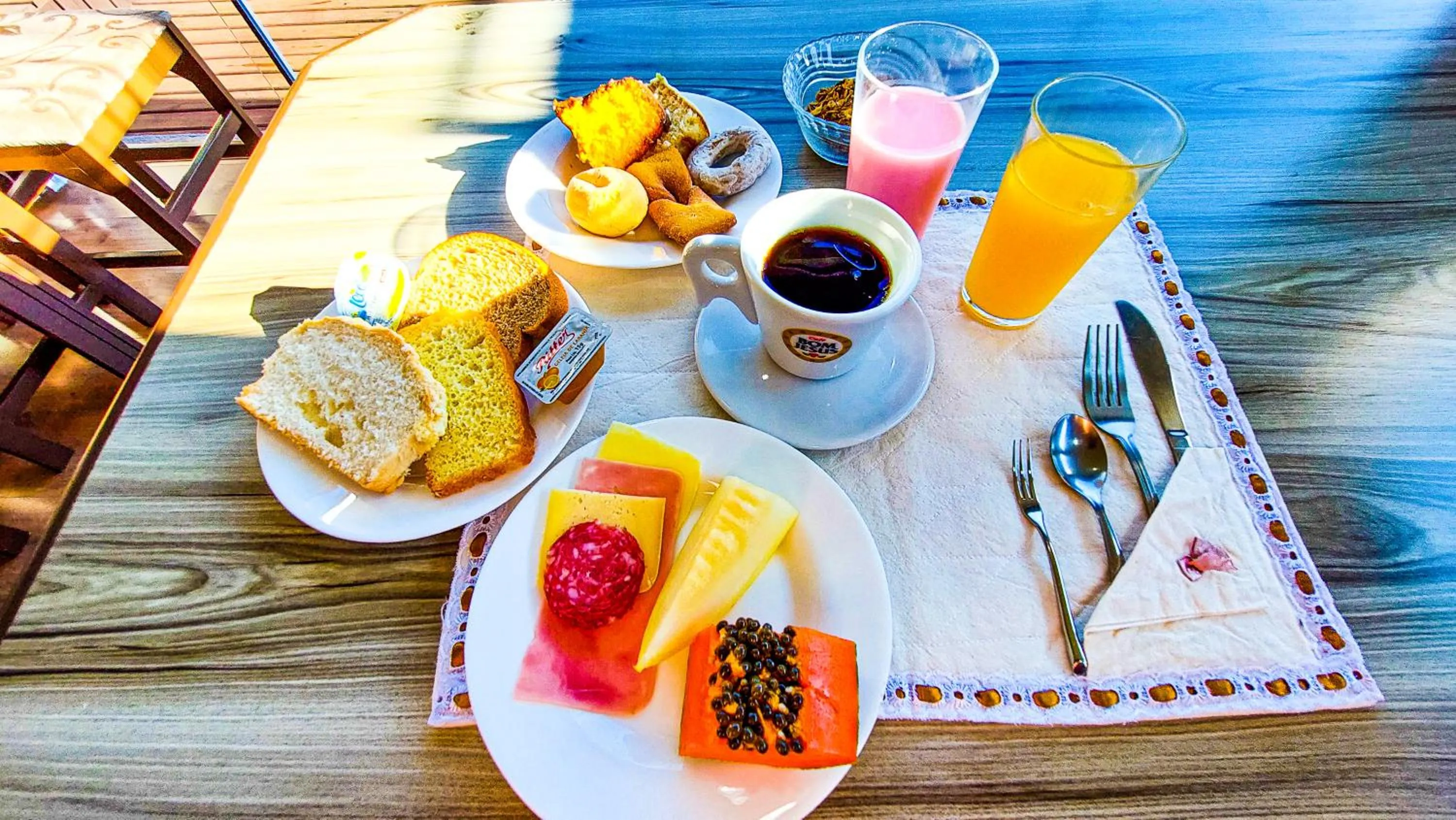 Food and drinks in Pousada Encanto dos Cânions