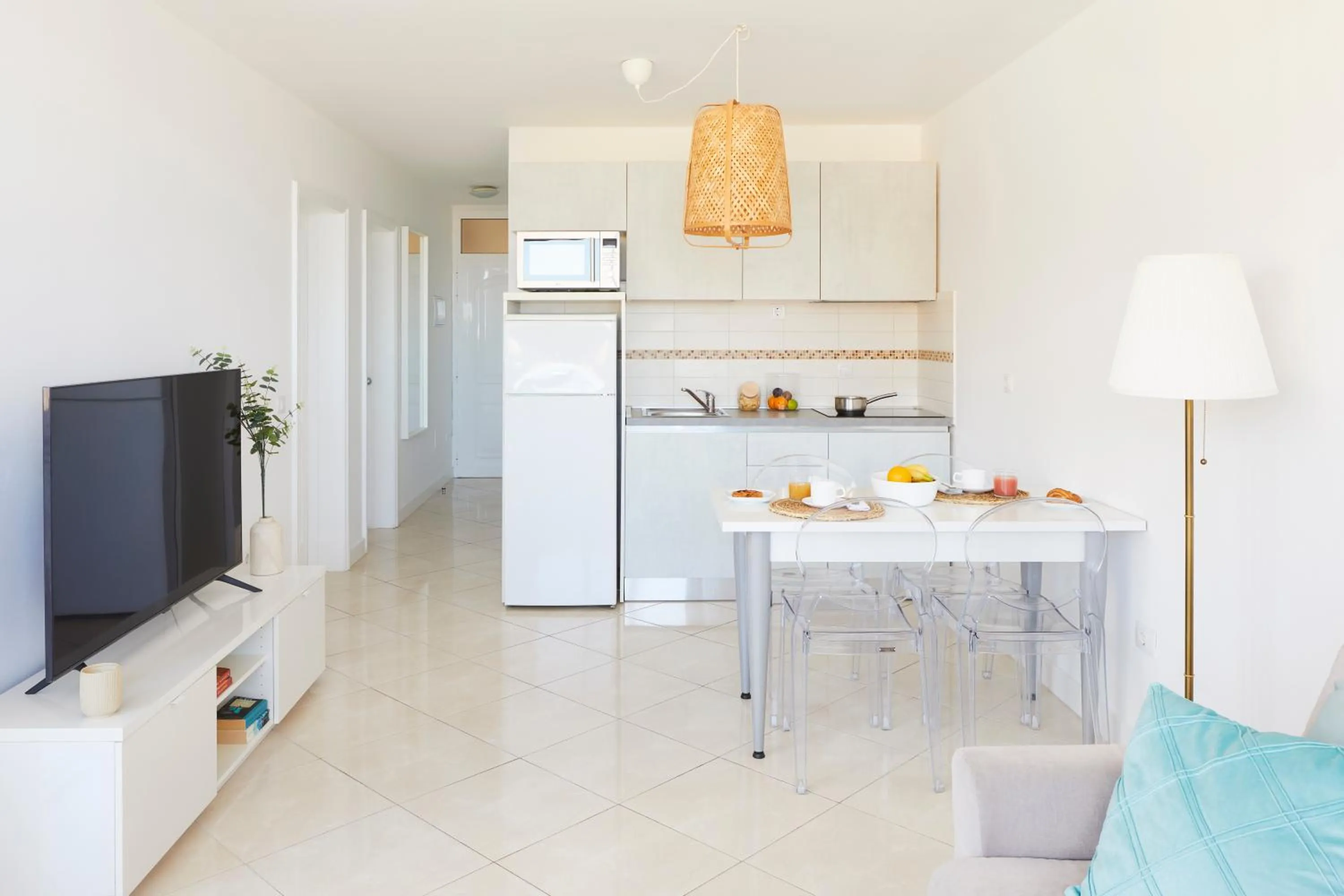 Kitchen or kitchenette in Mariposa Del Sol