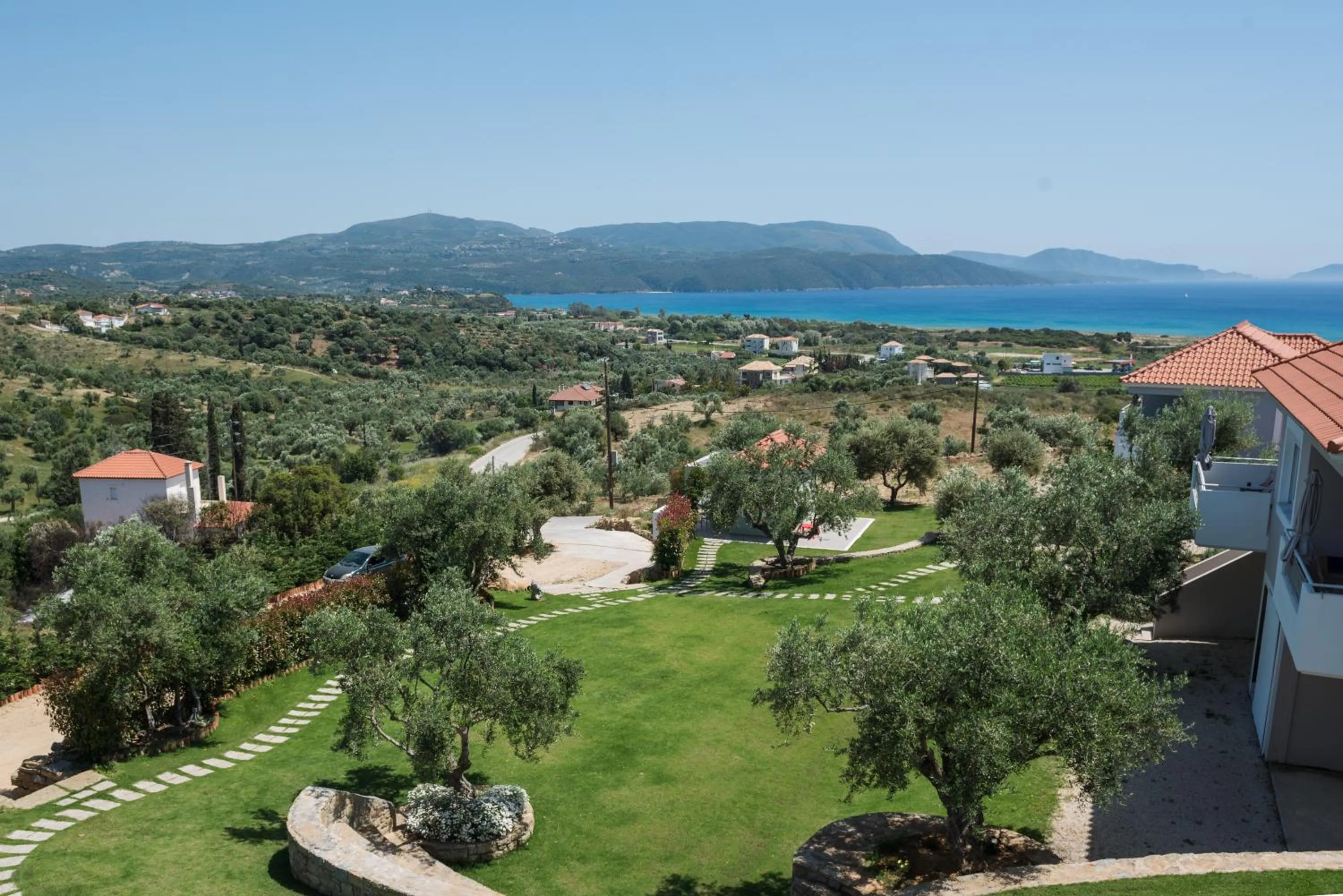 Property building in Kotroni Villas