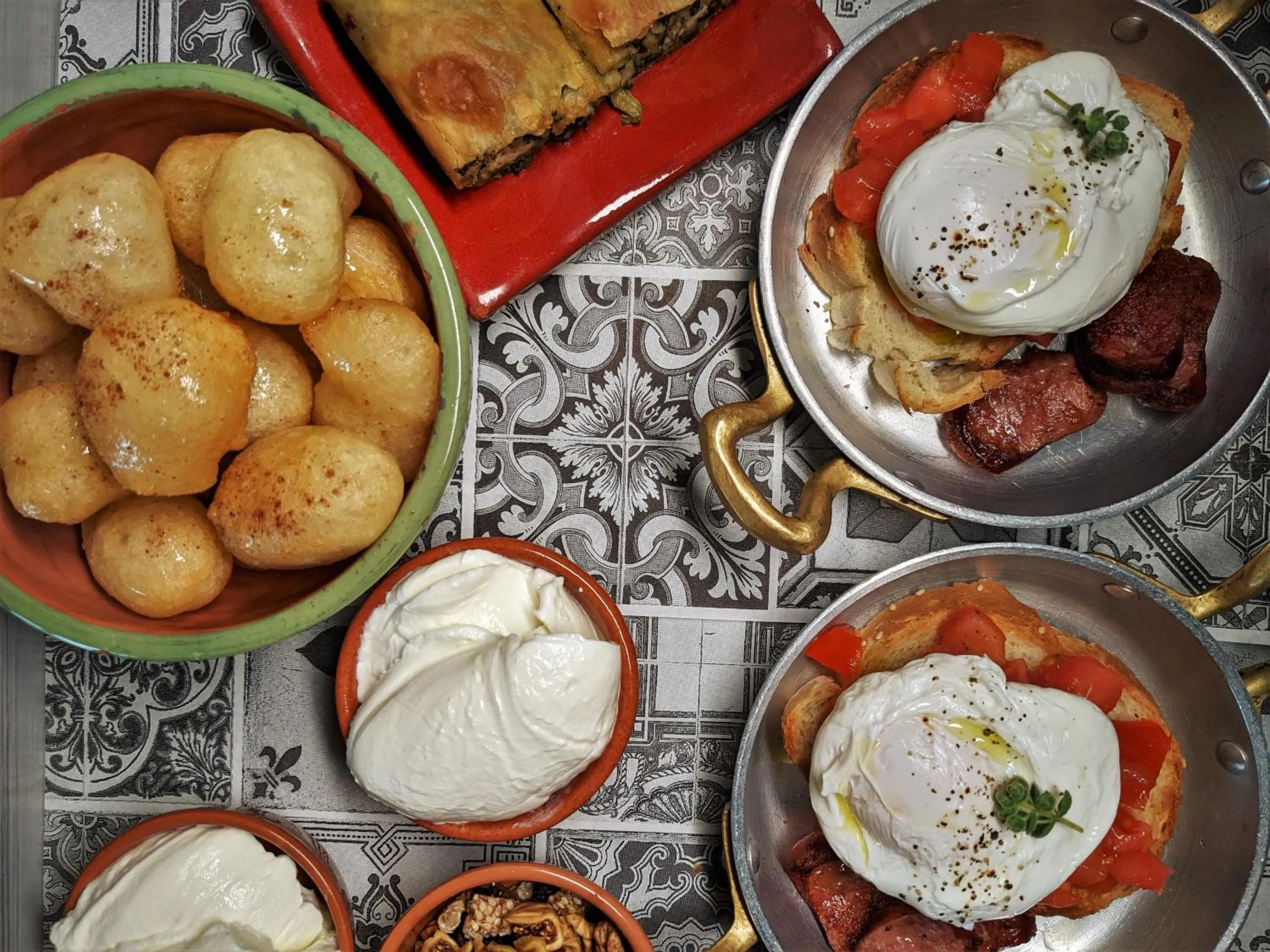 Breakfast in Kotroni Villas