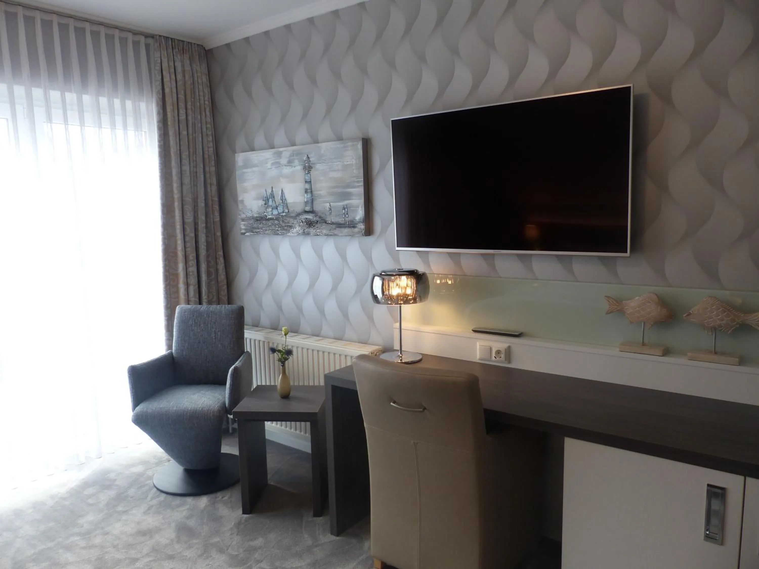 Photo of the whole room in Strand-Hotel