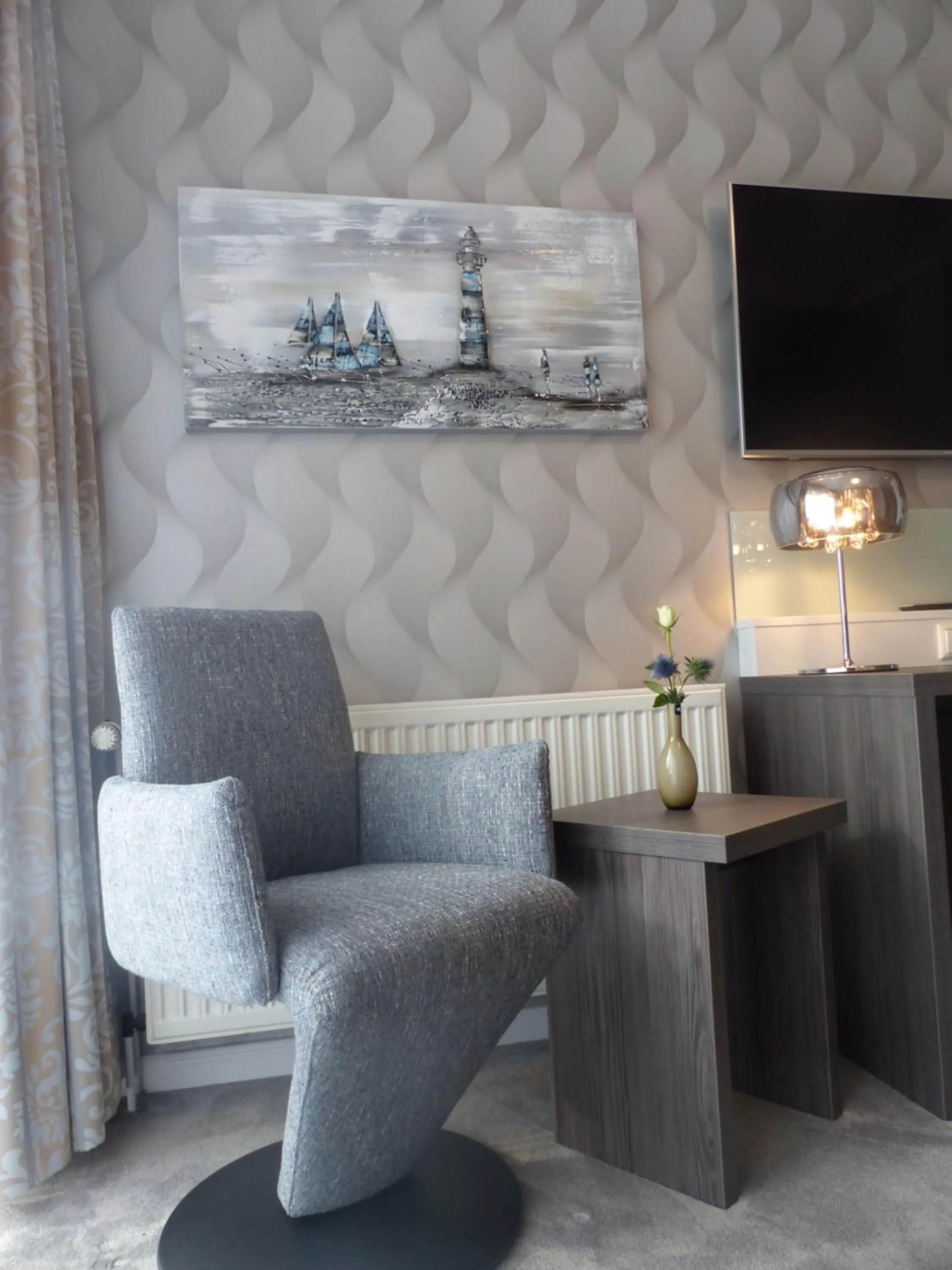 Photo of the whole room in Strand-Hotel