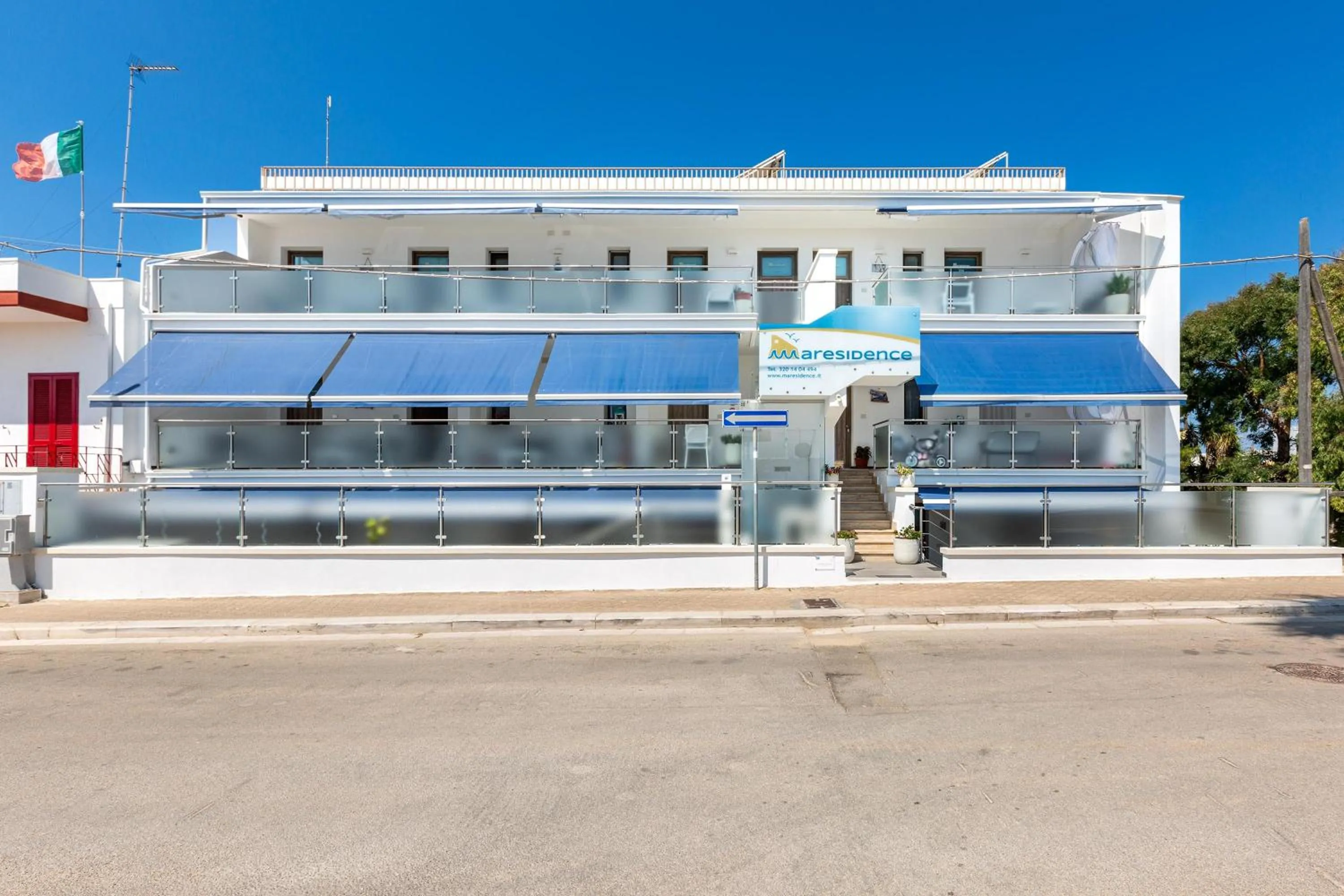 Property building in Maresidence - il Residence sul mare a Torre Pali