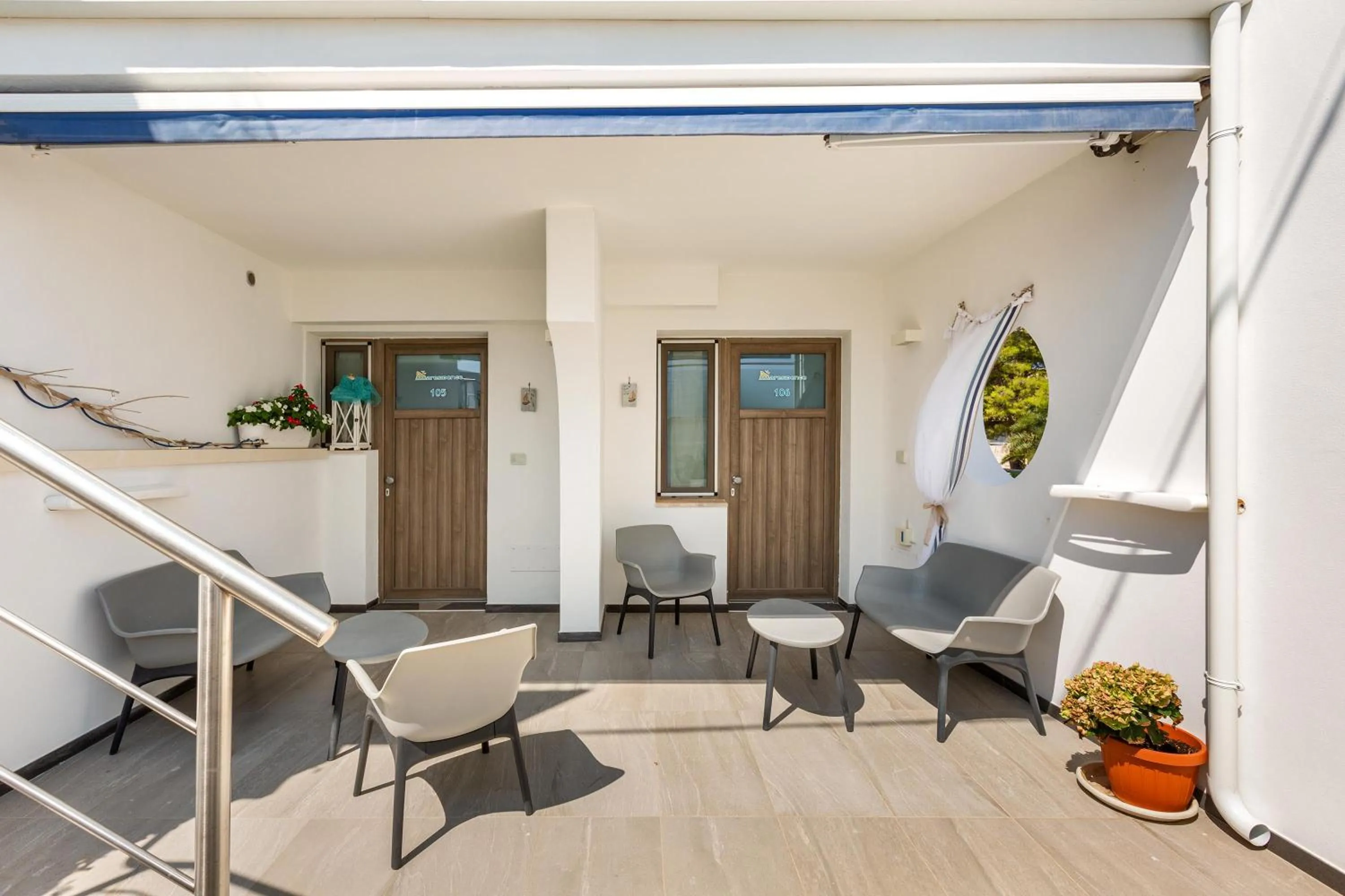 Patio in Maresidence - il Residence sul mare a Torre Pali