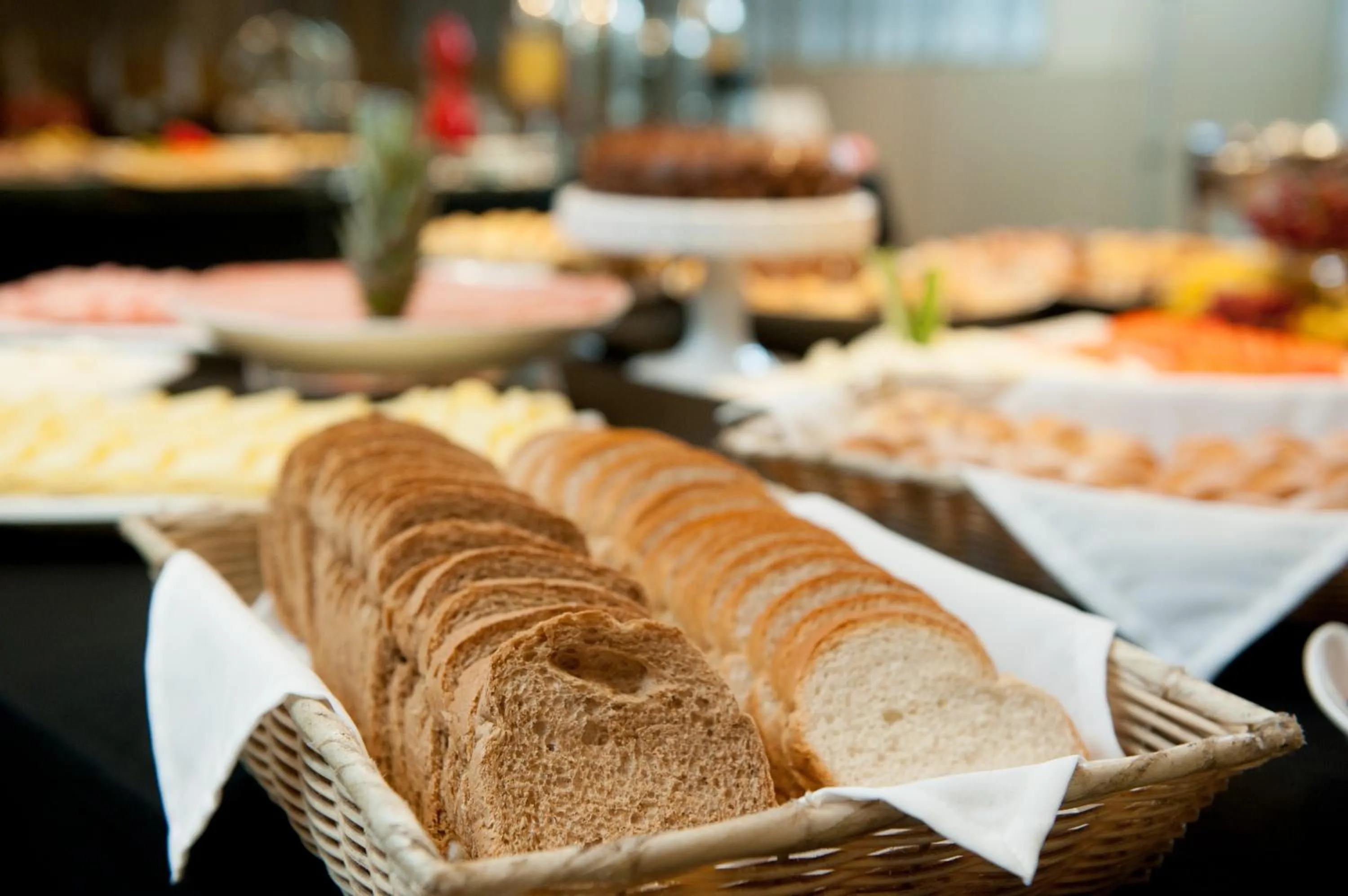 Buffet breakfast in Planalto Bittar Hotel e Eventos