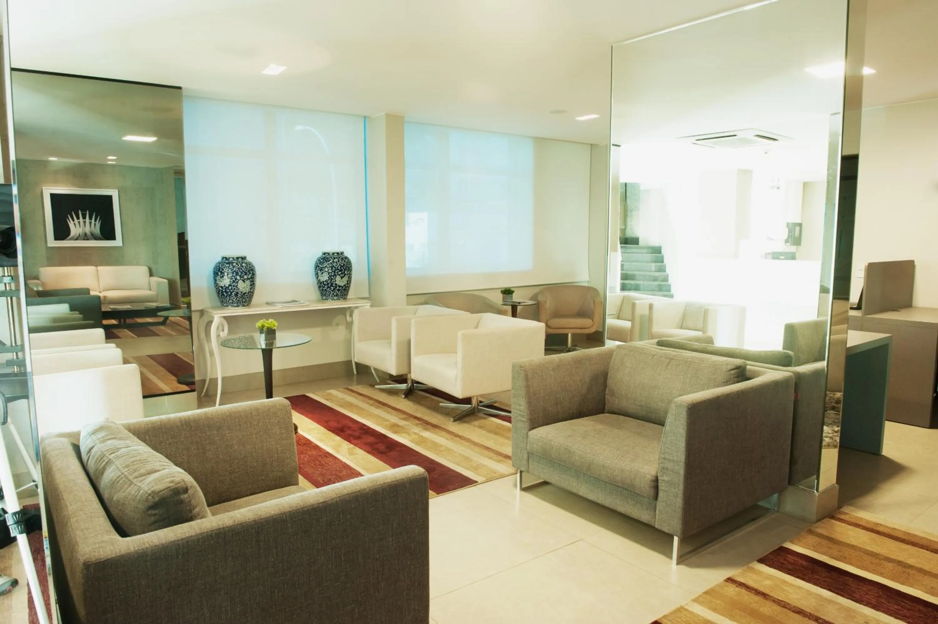 Lobby or reception in Planalto Bittar Hotel e Eventos