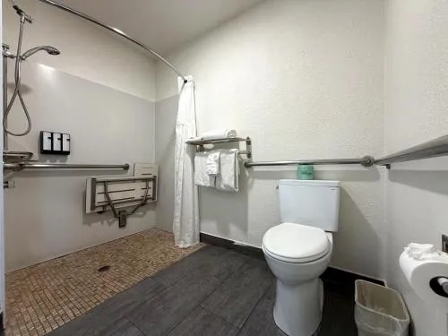 Fisherman's Cove Inn