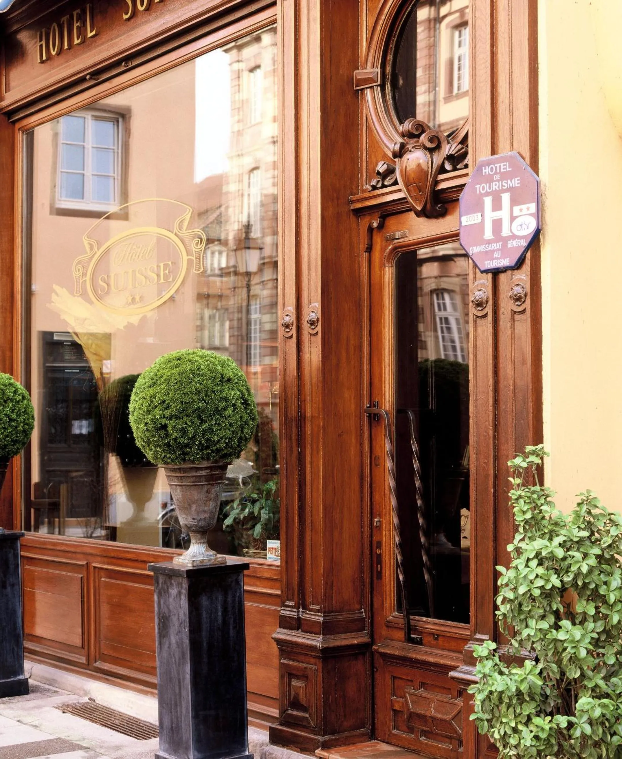 Facade/entrance in Hotel Suisse