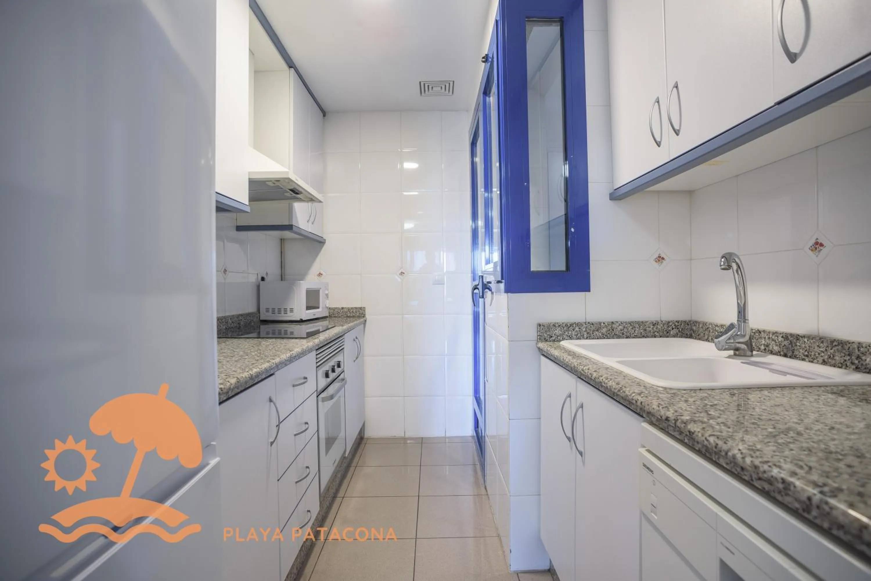 kitchen in Patacona Resort Apartments Primera Linea
