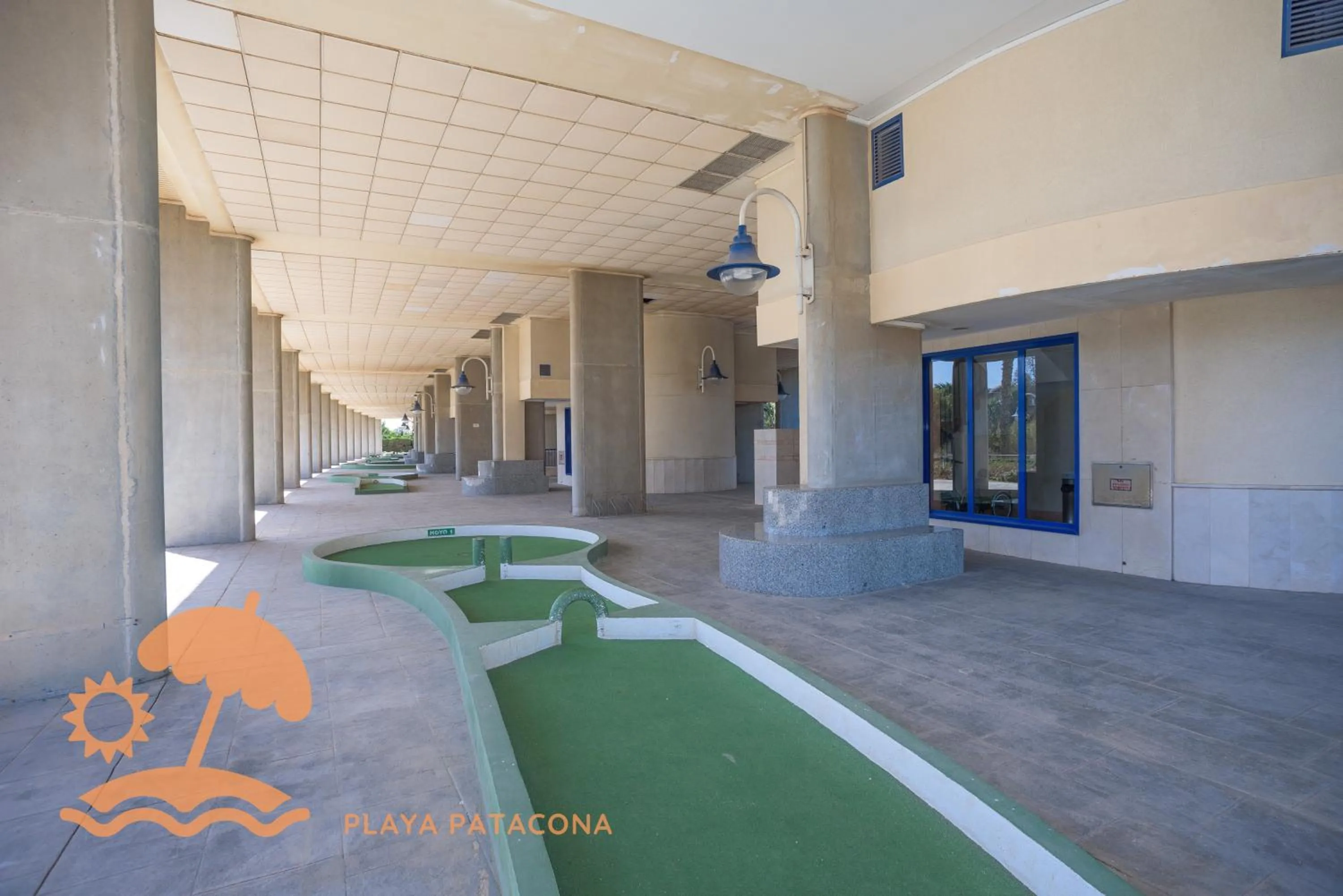Minigolf in Patacona Resort Apartments Primera Linea