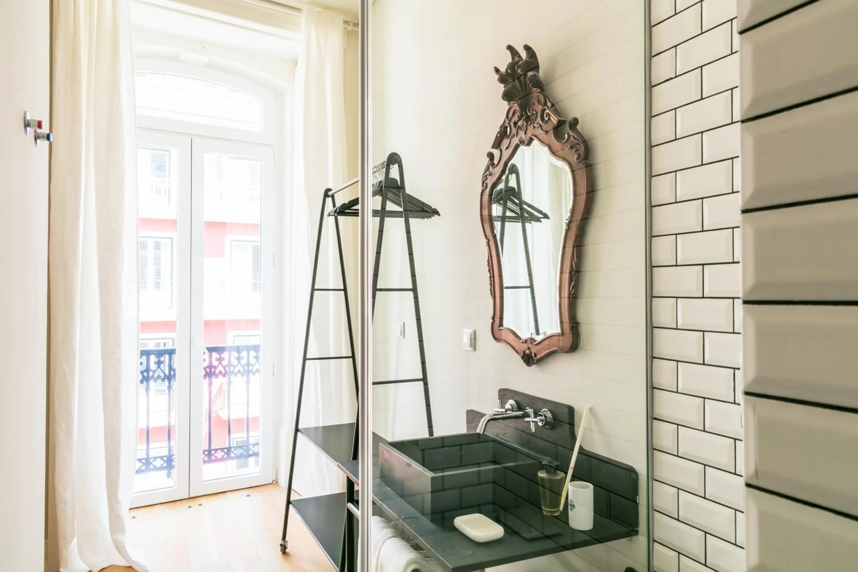 Day in Almaria - Ex Libris Apartments | Chiado