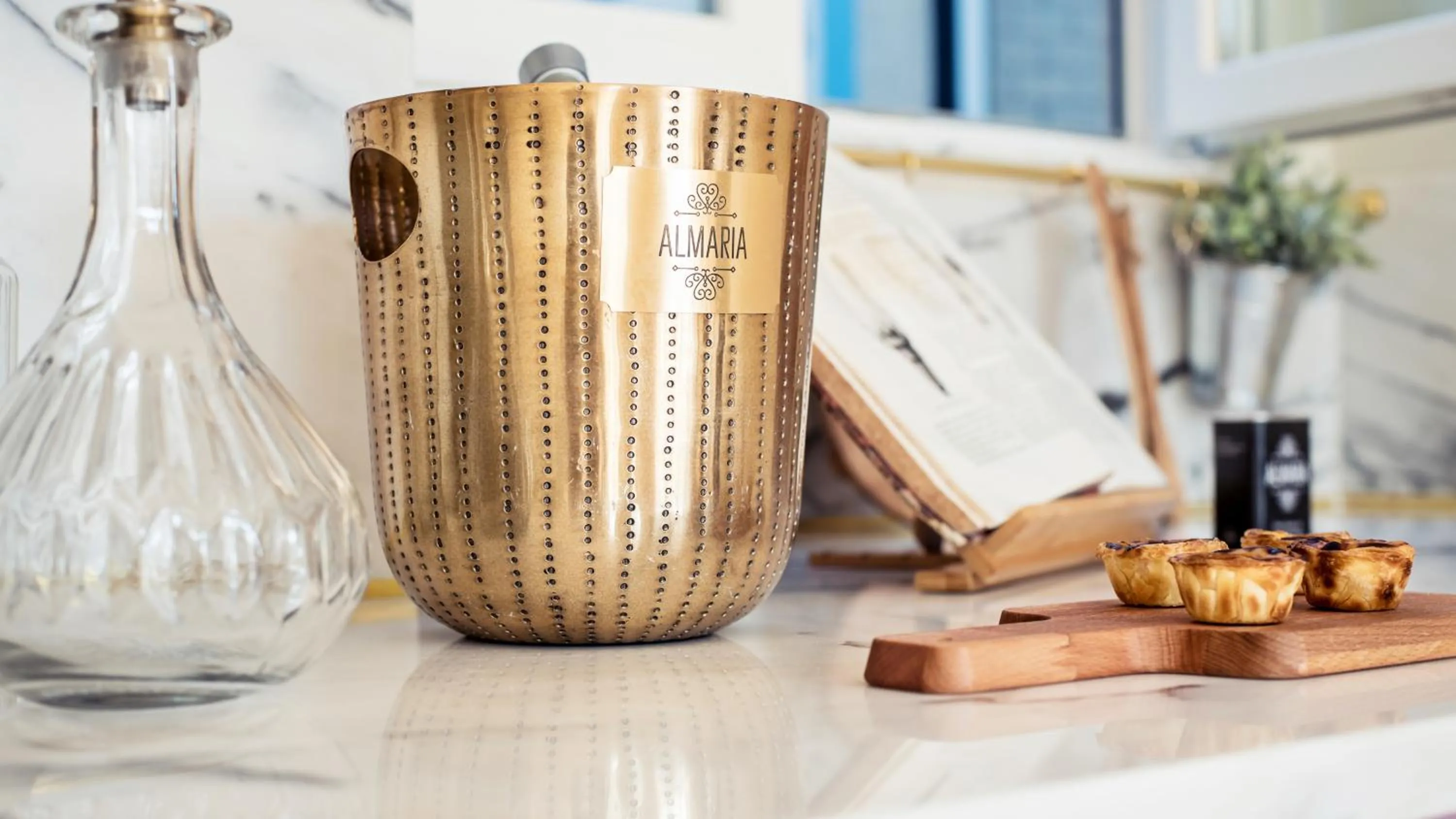 Decorative detail in Almaria - Ex Libris Apartments | Chiado