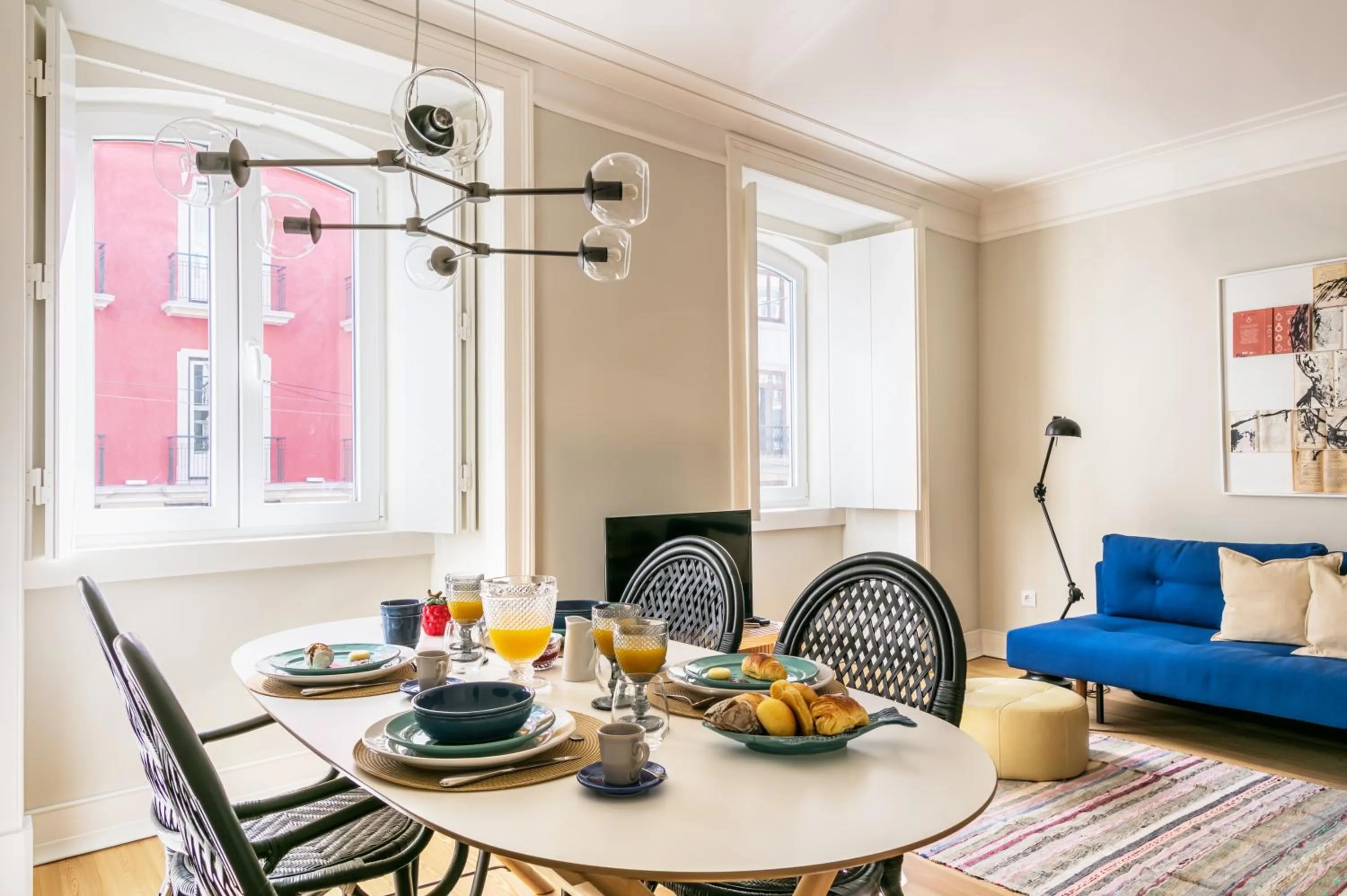 Day in Almaria - Ex Libris Apartments | Chiado