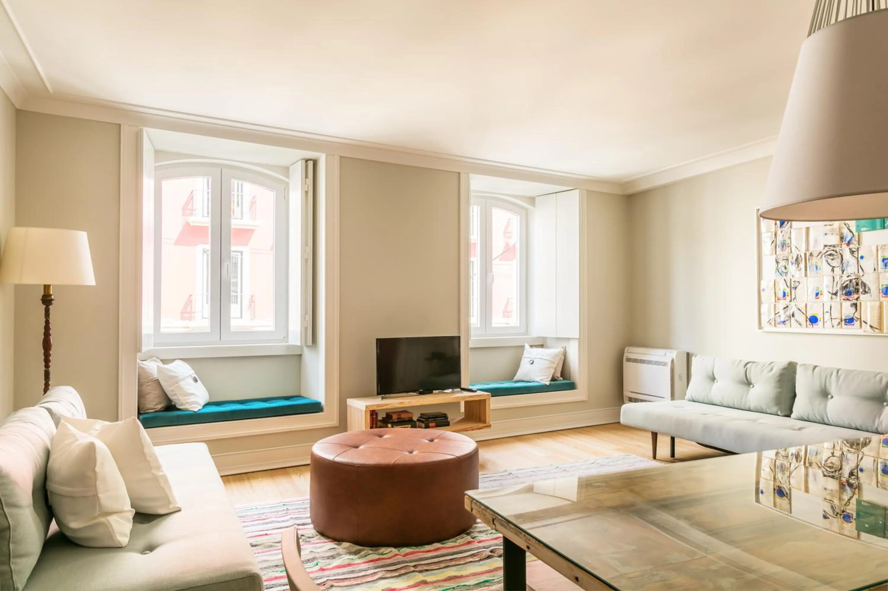 Day in Almaria - Ex Libris Apartments | Chiado